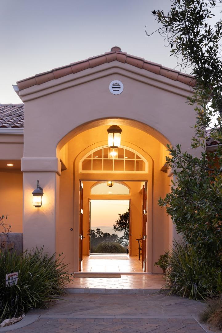 Detail Gallery Image 5 of 69 For 25440 Boots Rd, Monterey,  CA 93940 - 4 Beds | 4/1 Baths