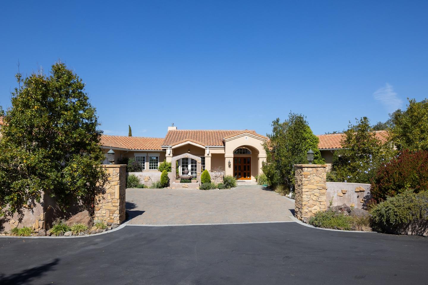 Detail Gallery Image 64 of 69 For 25440 Boots Rd, Monterey,  CA 93940 - 4 Beds | 4/1 Baths