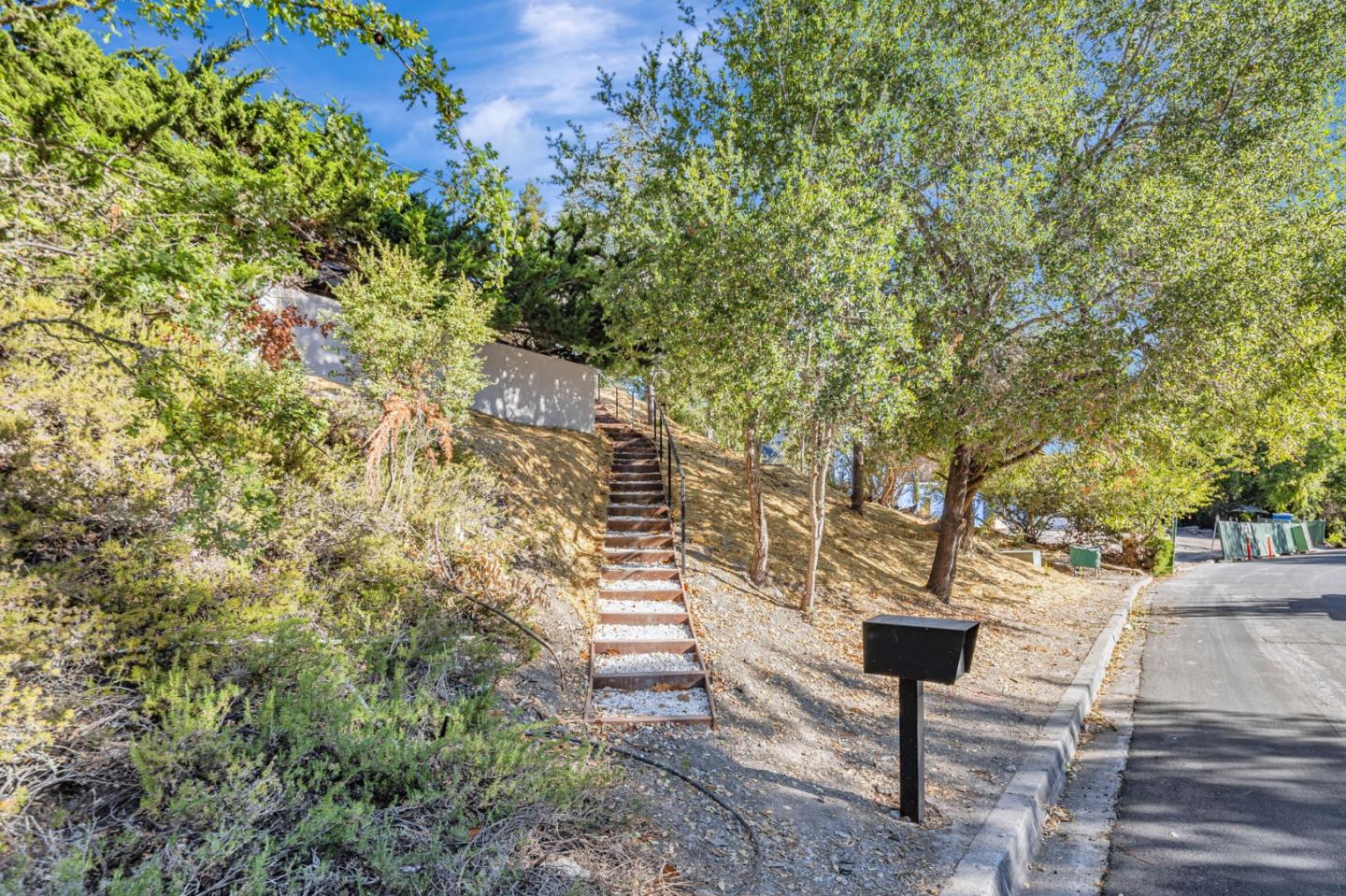 Detail Gallery Image 3 of 23 For Address Not Disclosed, Los Altos Hills,  CA 94022 - 1 Beds | 1 Baths