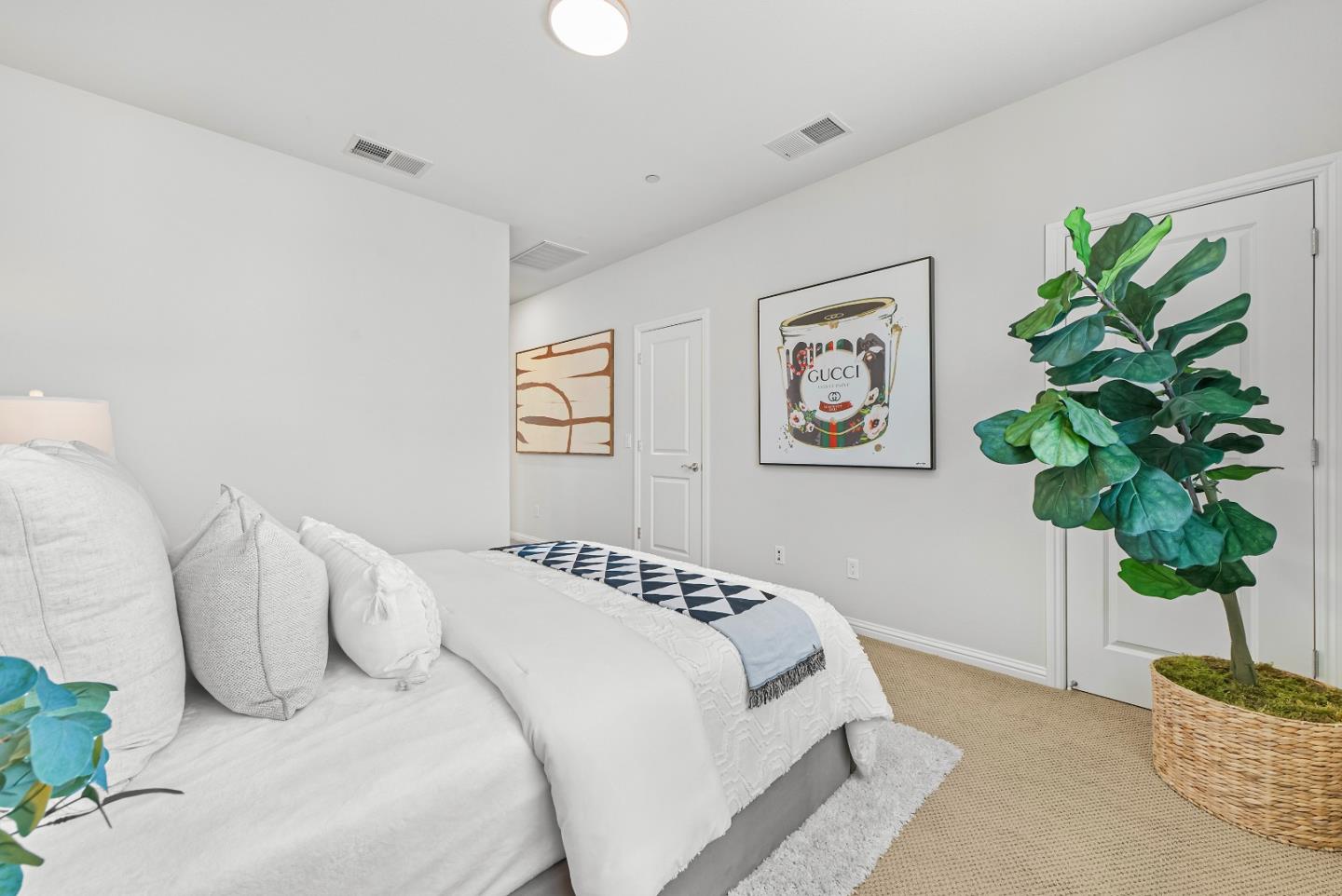 Detail Gallery Image 21 of 54 For 559 Apricot Way, San Jose,  CA 95133 - 4 Beds | 4 Baths