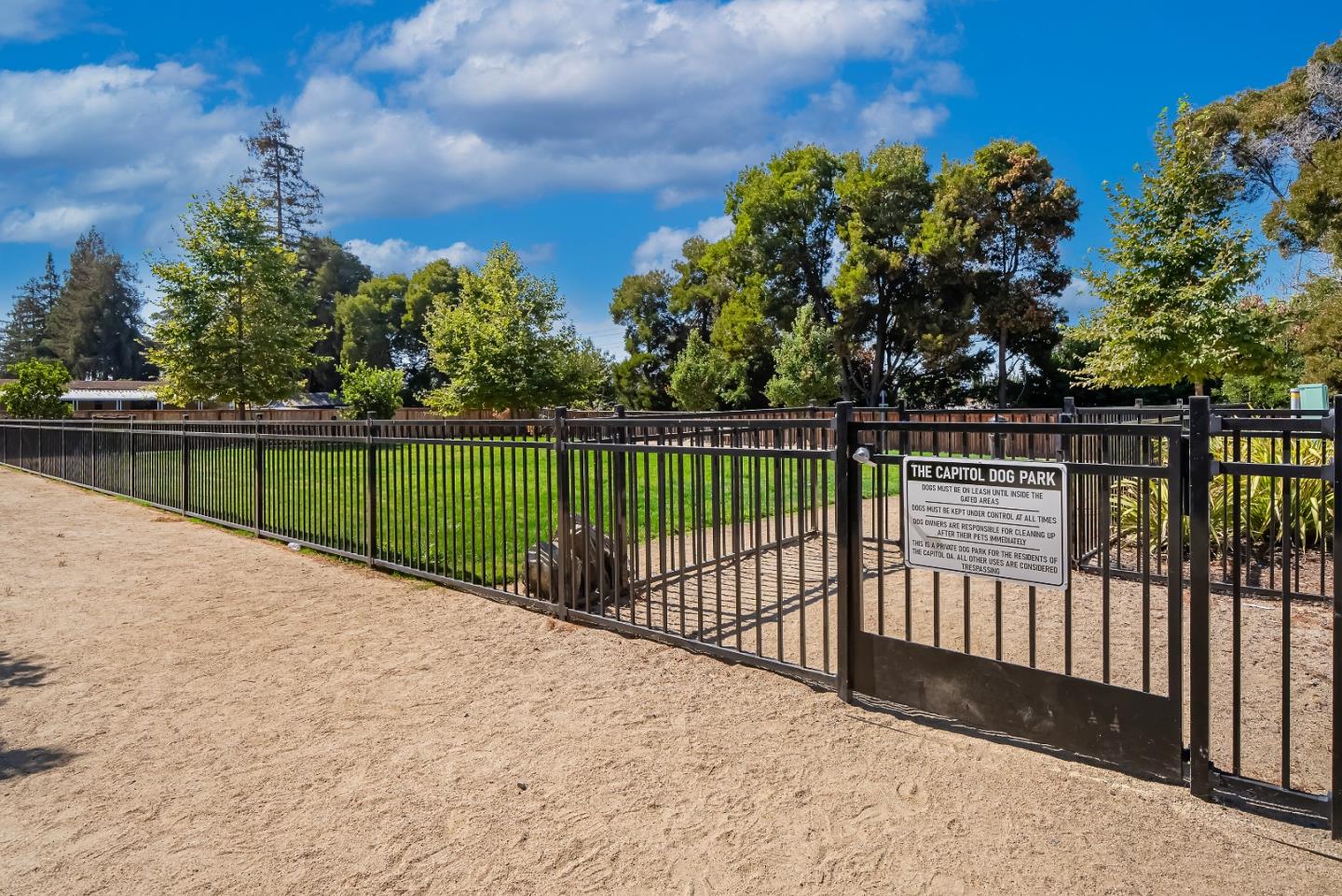 Detail Gallery Image 43 of 54 For 559 Apricot Way, San Jose,  CA 95133 - 4 Beds | 4 Baths