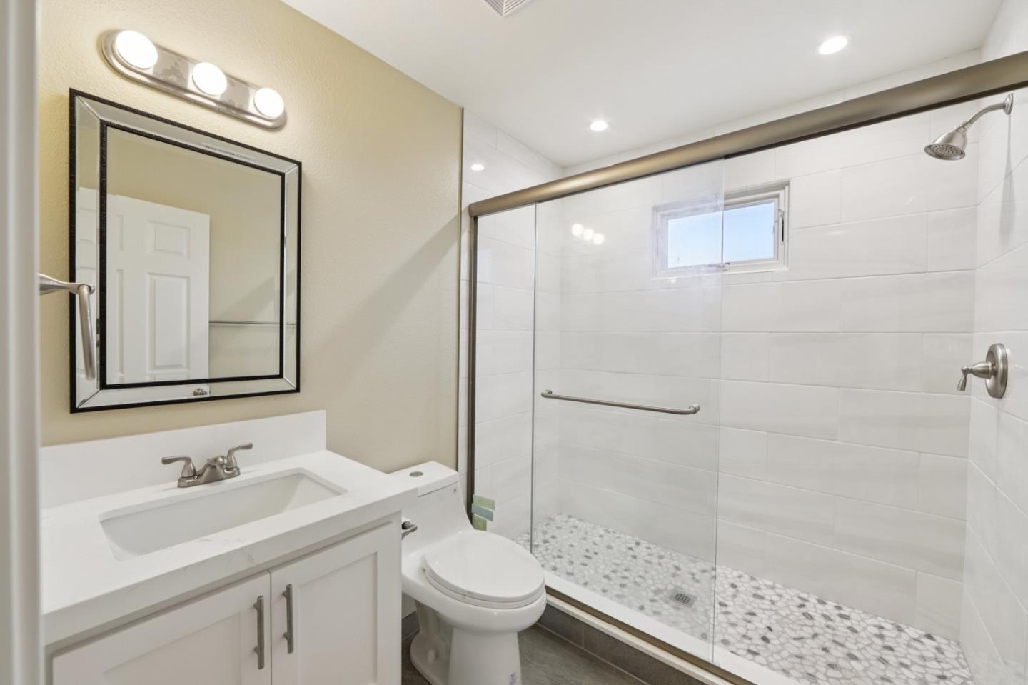 Detail Gallery Image 28 of 52 For 14973 Patton Ave, San Leandro,  CA 94578 - 2 Beds | 1 Baths