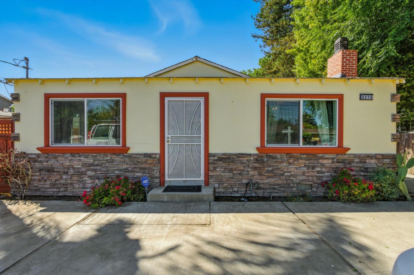 Detail Gallery Image 22 of 29 For 2273 Dumbarton Ave, East Palo Alto,  CA 94303 - 4 Beds | 2 Baths