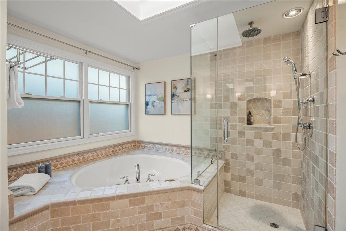 Detail Gallery Image 13 of 25 For 637 Channing Ave, Palo Alto,  CA 94301 - 2 Beds | 2 Baths