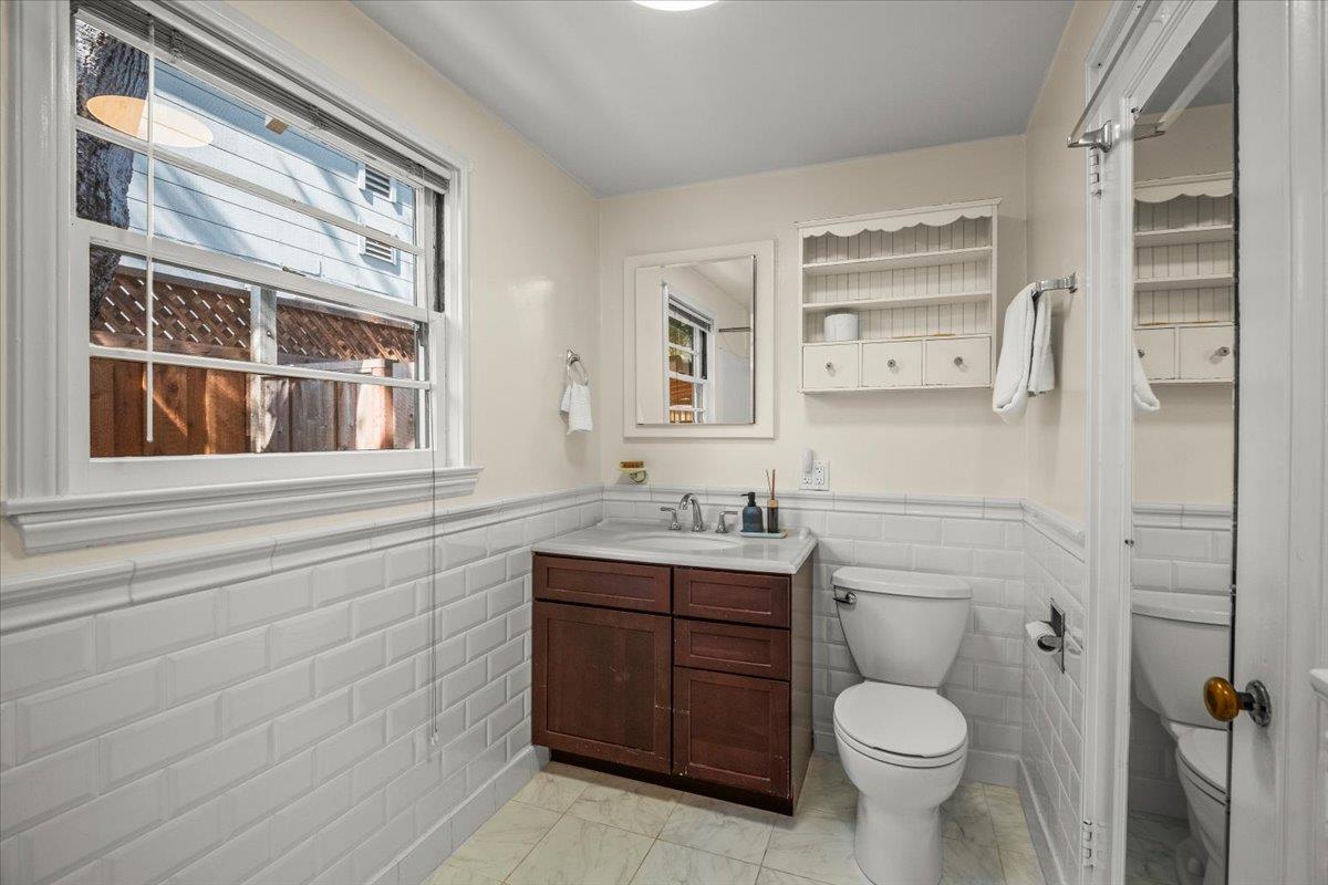 Detail Gallery Image 15 of 25 For 637 Channing Ave, Palo Alto,  CA 94301 - 2 Beds | 2 Baths