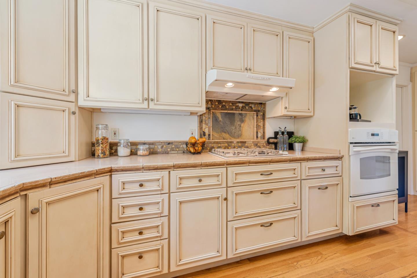 Detail Gallery Image 11 of 38 For 639 Georgia Ave, Palo Alto,  CA 94306 - 4 Beds | 2 Baths