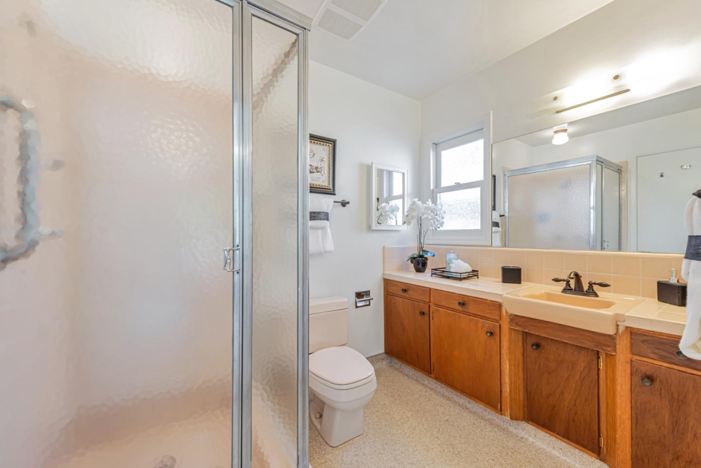 Detail Gallery Image 29 of 38 For 639 Georgia Ave, Palo Alto,  CA 94306 - 4 Beds | 2 Baths