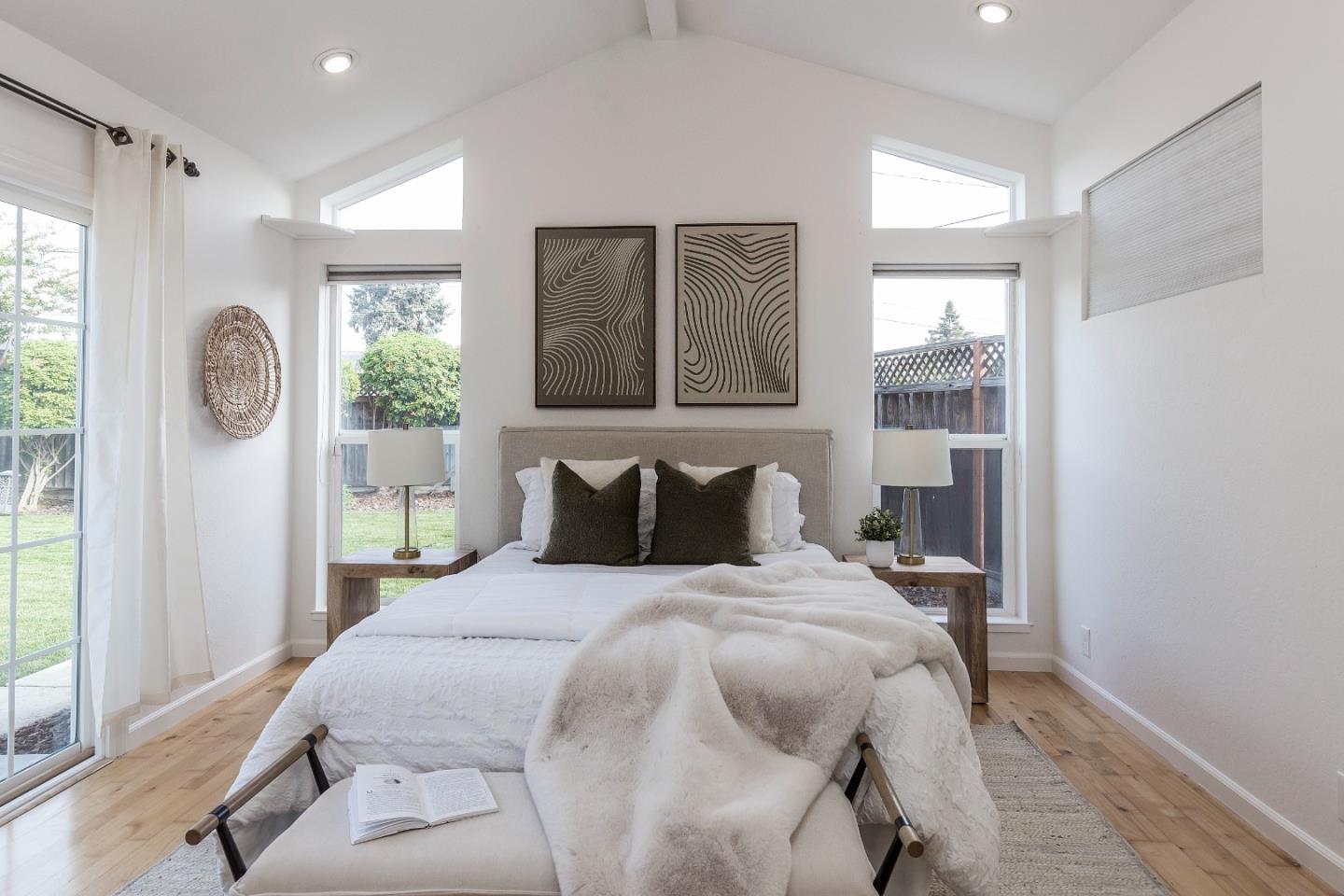 Detail Gallery Image 14 of 31 For 2209 Casa Mia Dr, San Jose,  CA 95124 - 4 Beds | 3 Baths