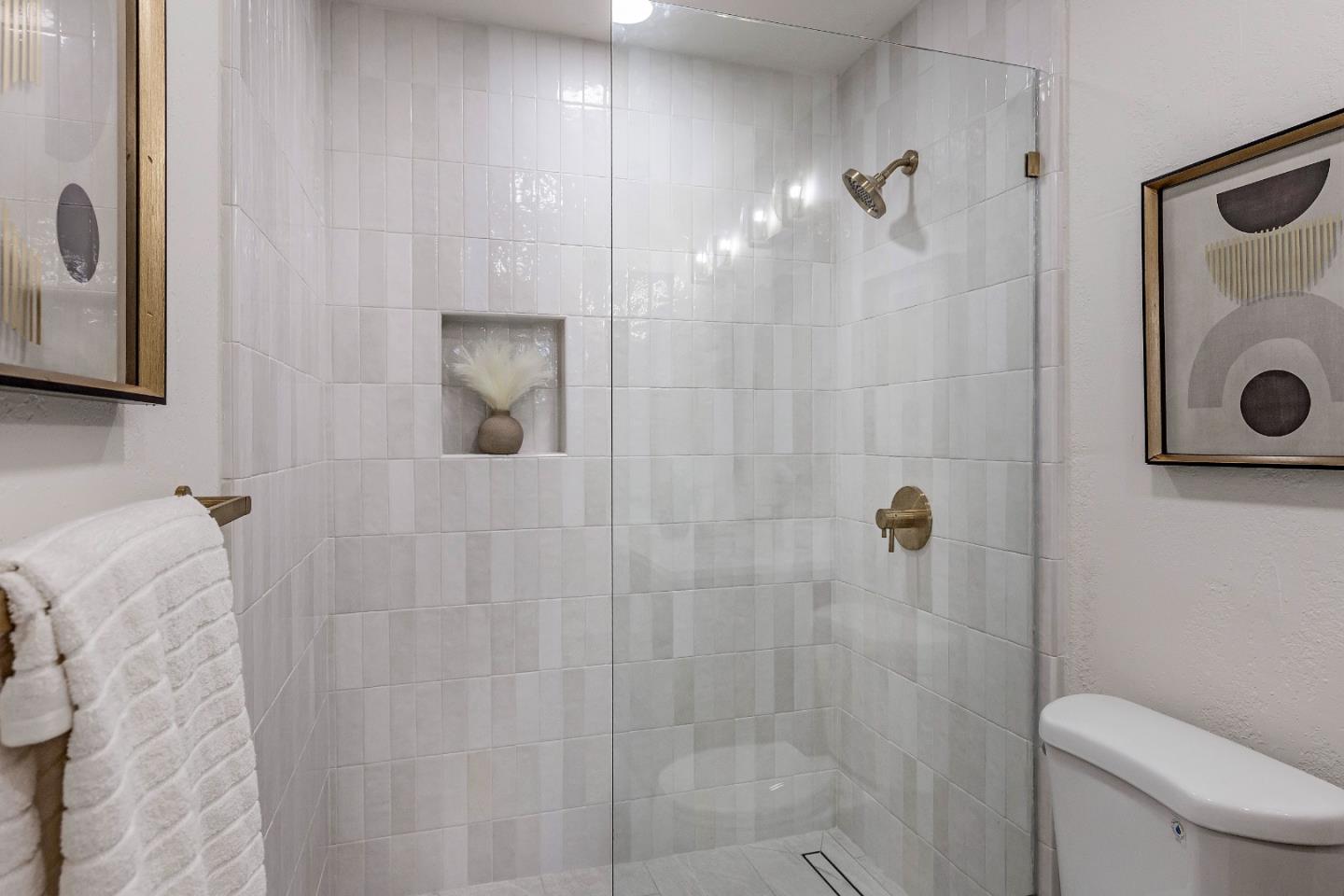 Detail Gallery Image 19 of 31 For 2209 Casa Mia Dr, San Jose,  CA 95124 - 4 Beds | 3 Baths