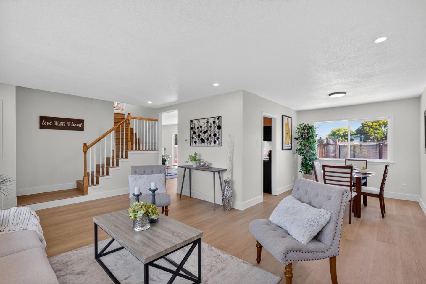 Detail Gallery Image 3 of 34 For 30784 Tidewater Dr, Union City,  CA 94587 - 4 Beds | 3 Baths