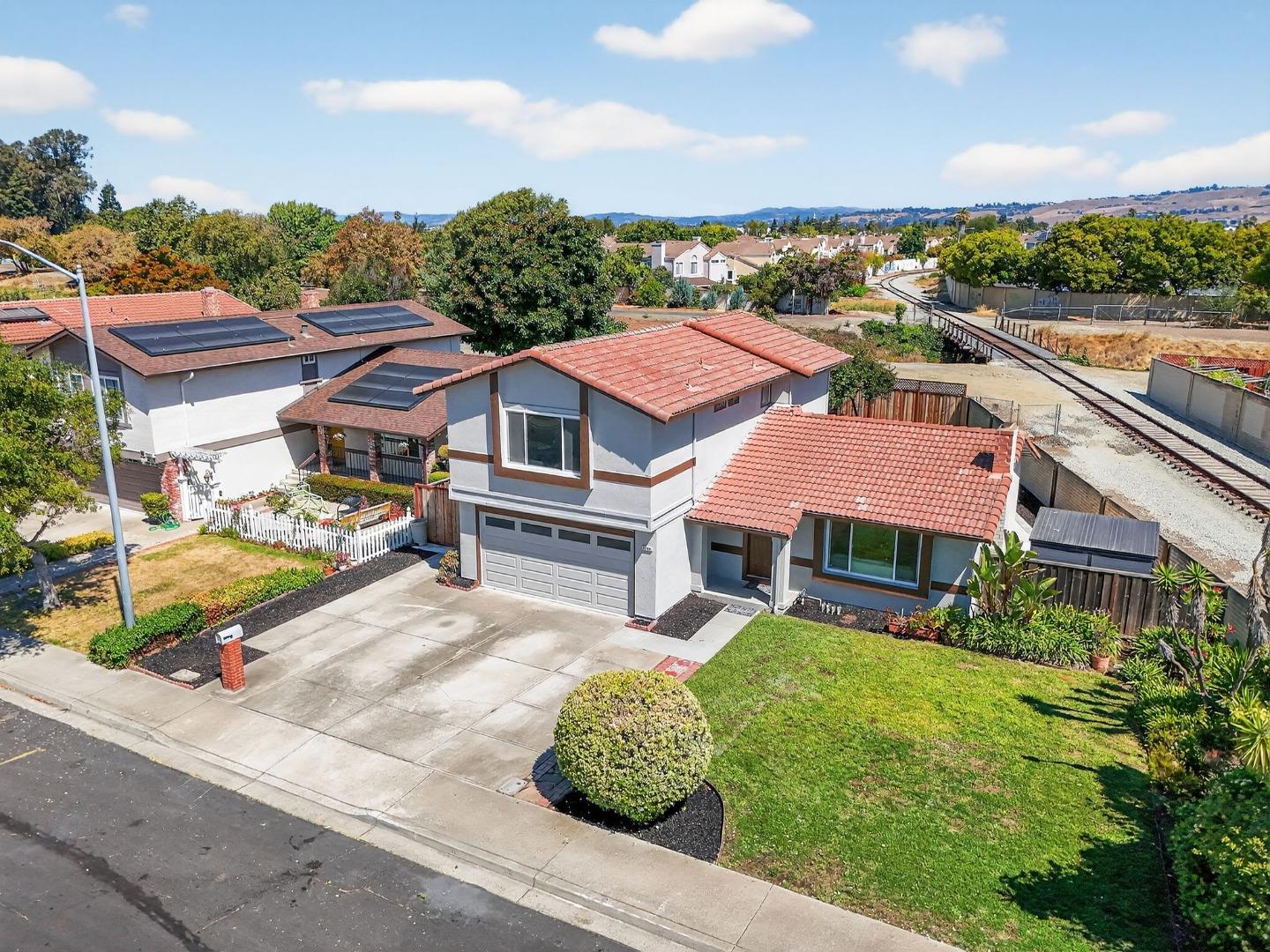 Detail Gallery Image 30 of 34 For 30784 Tidewater Dr, Union City,  CA 94587 - 4 Beds | 3 Baths