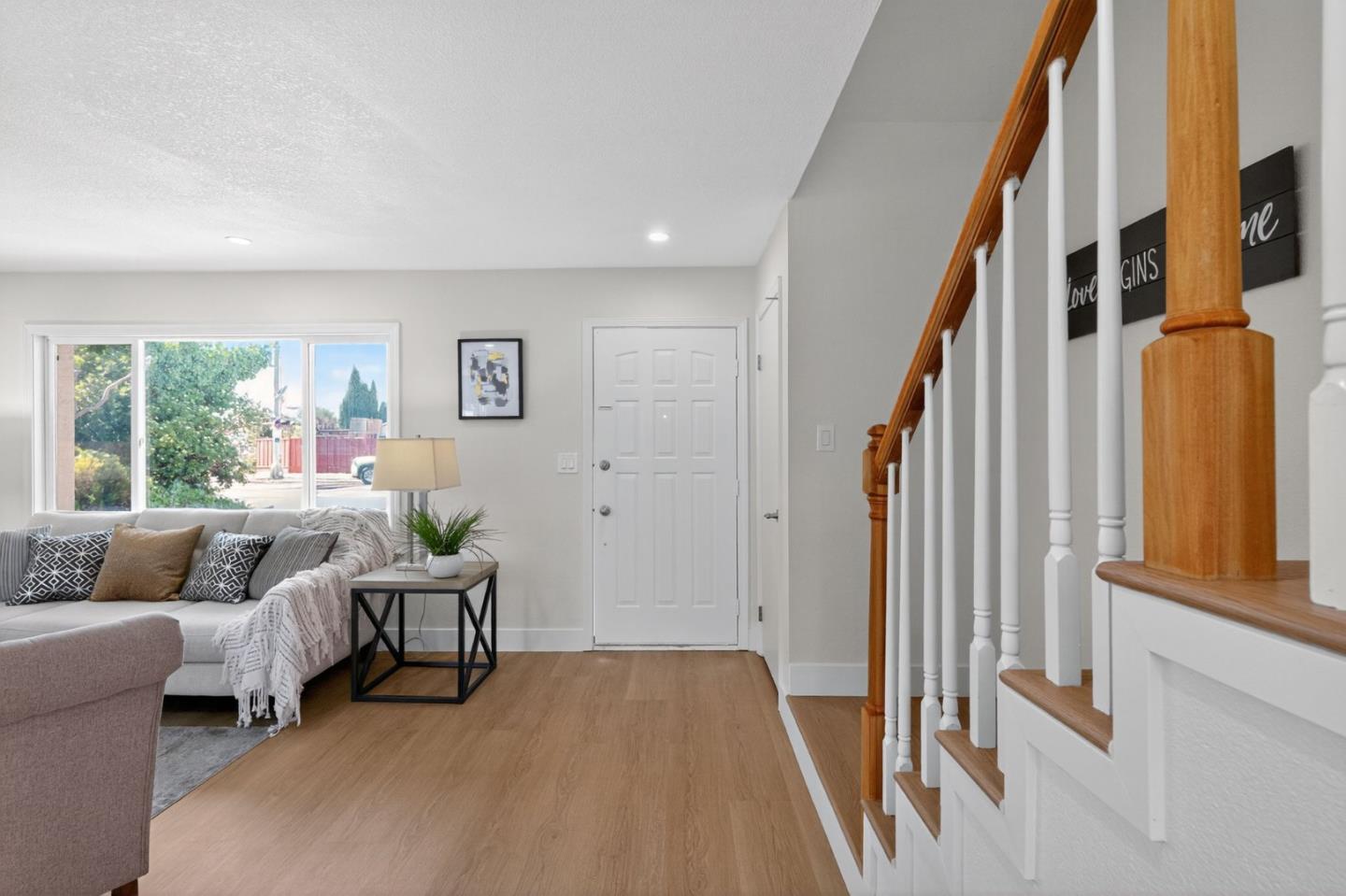 Detail Gallery Image 6 of 34 For 30784 Tidewater Dr, Union City,  CA 94587 - 4 Beds | 3 Baths