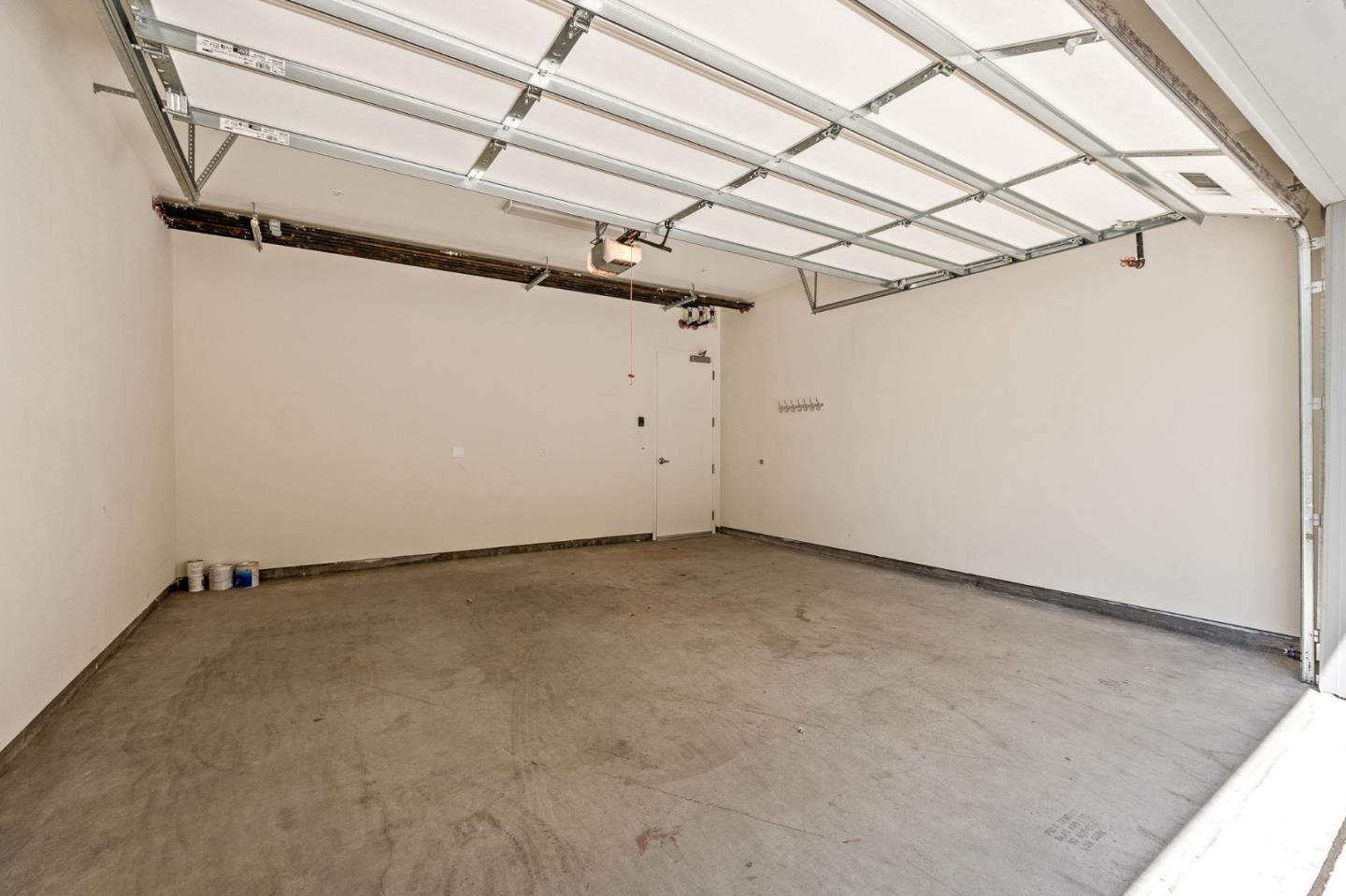 Detail Gallery Image 34 of 51 For 718 Eppleton Ln #303,  Foster City,  CA 94404 - 3 Beds | 2 Baths