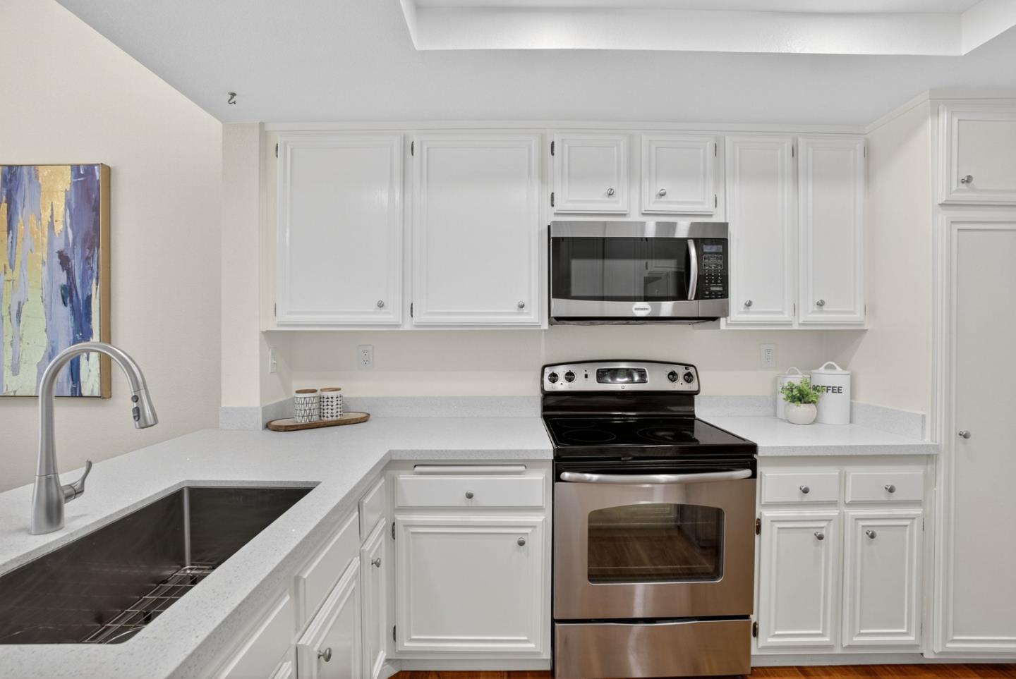 Detail Gallery Image 10 of 37 For 1874 Huxley Ct, San Jose,  CA 95125 - 2 Beds | 2 Baths