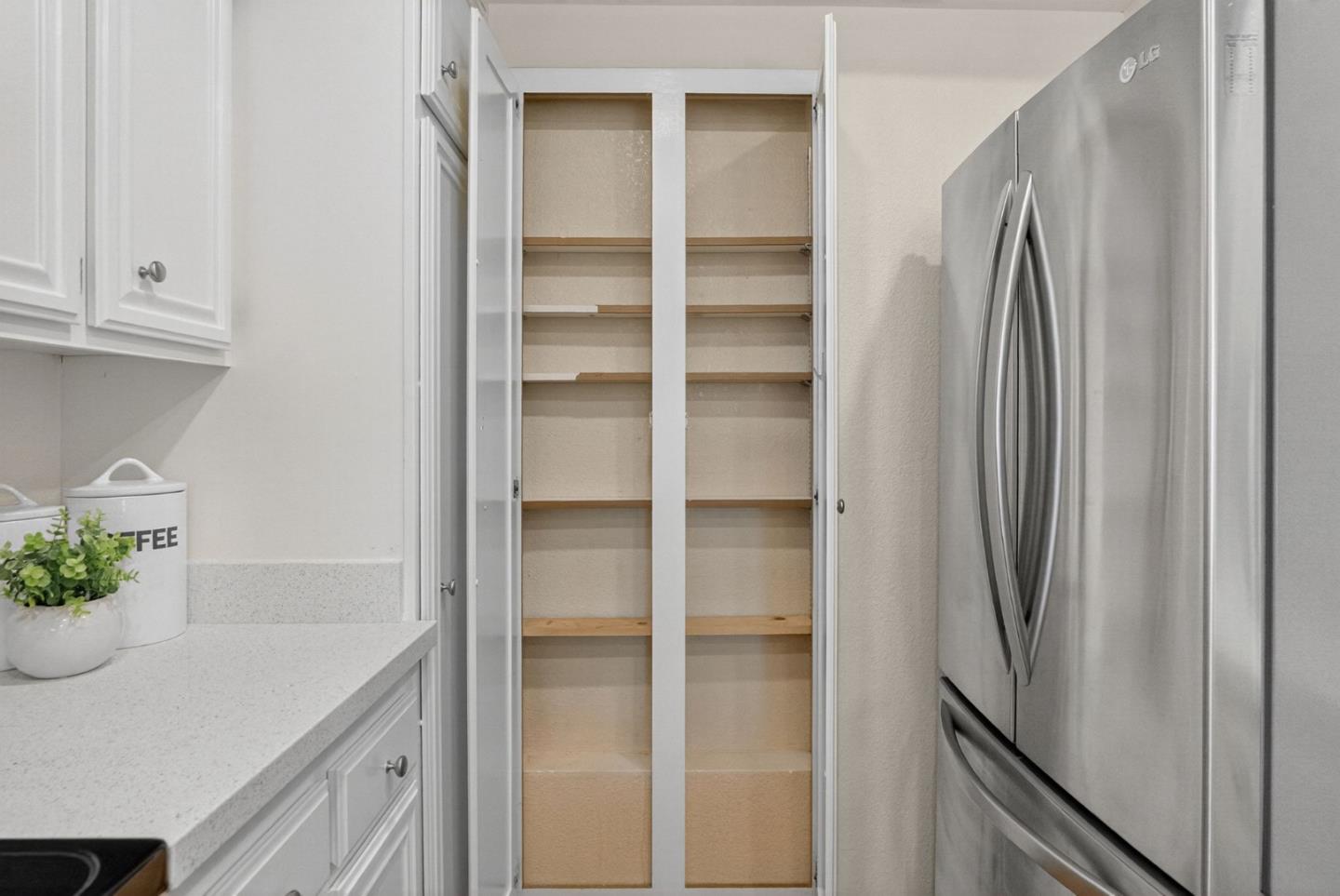 Detail Gallery Image 11 of 37 For 1874 Huxley Ct, San Jose,  CA 95125 - 2 Beds | 2 Baths
