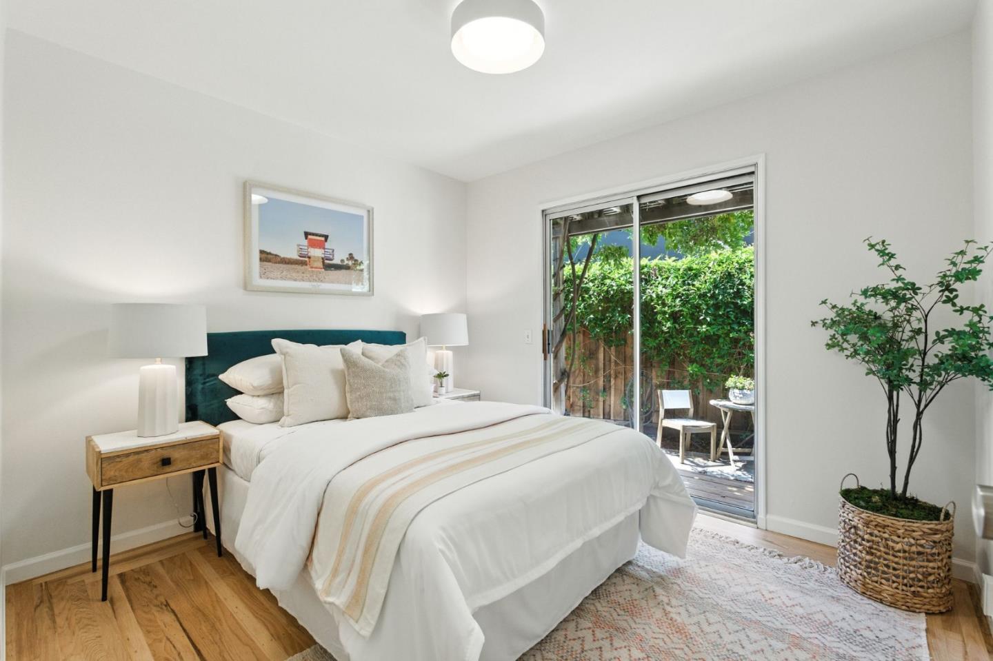 Detail Gallery Image 16 of 29 For 792 Bond Way, Mountain View,  CA 94040 - 3 Beds | 1 Baths