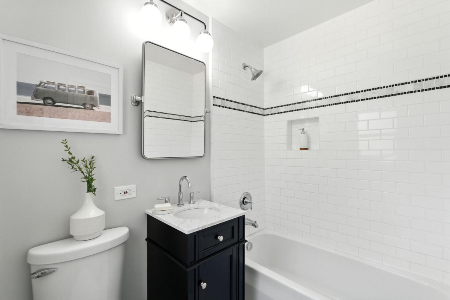 Detail Gallery Image 18 of 29 For 792 Bond Way, Mountain View,  CA 94040 - 3 Beds | 1 Baths