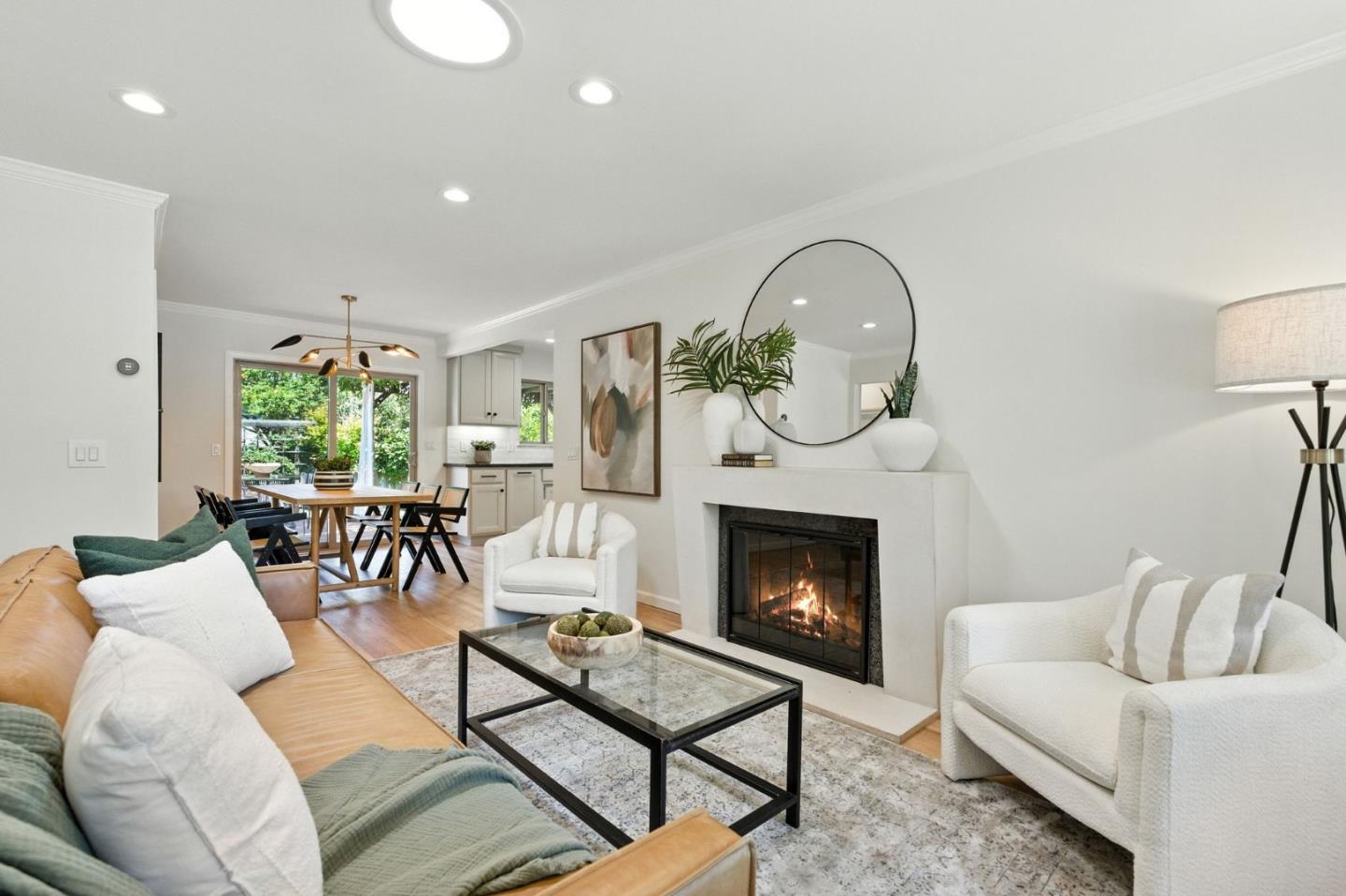 Detail Gallery Image 9 of 29 For 792 Bond Way, Mountain View,  CA 94040 - 3 Beds | 1 Baths
