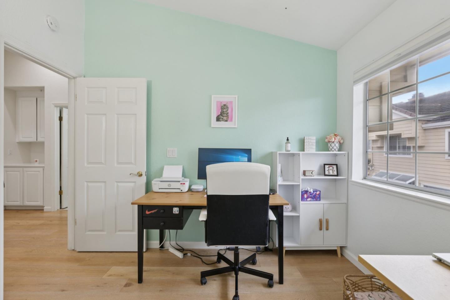 Detail Gallery Image 20 of 35 For 1172 La Rochelle Ter #B,  Sunnyvale,  CA 94089 - 3 Beds | 2/1 Baths