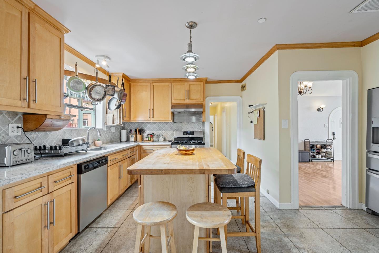 Detail Gallery Image 38 of 80 For 3 Gonzales St, Watsonville,  CA 95076 - 4 Beds | 4 Baths