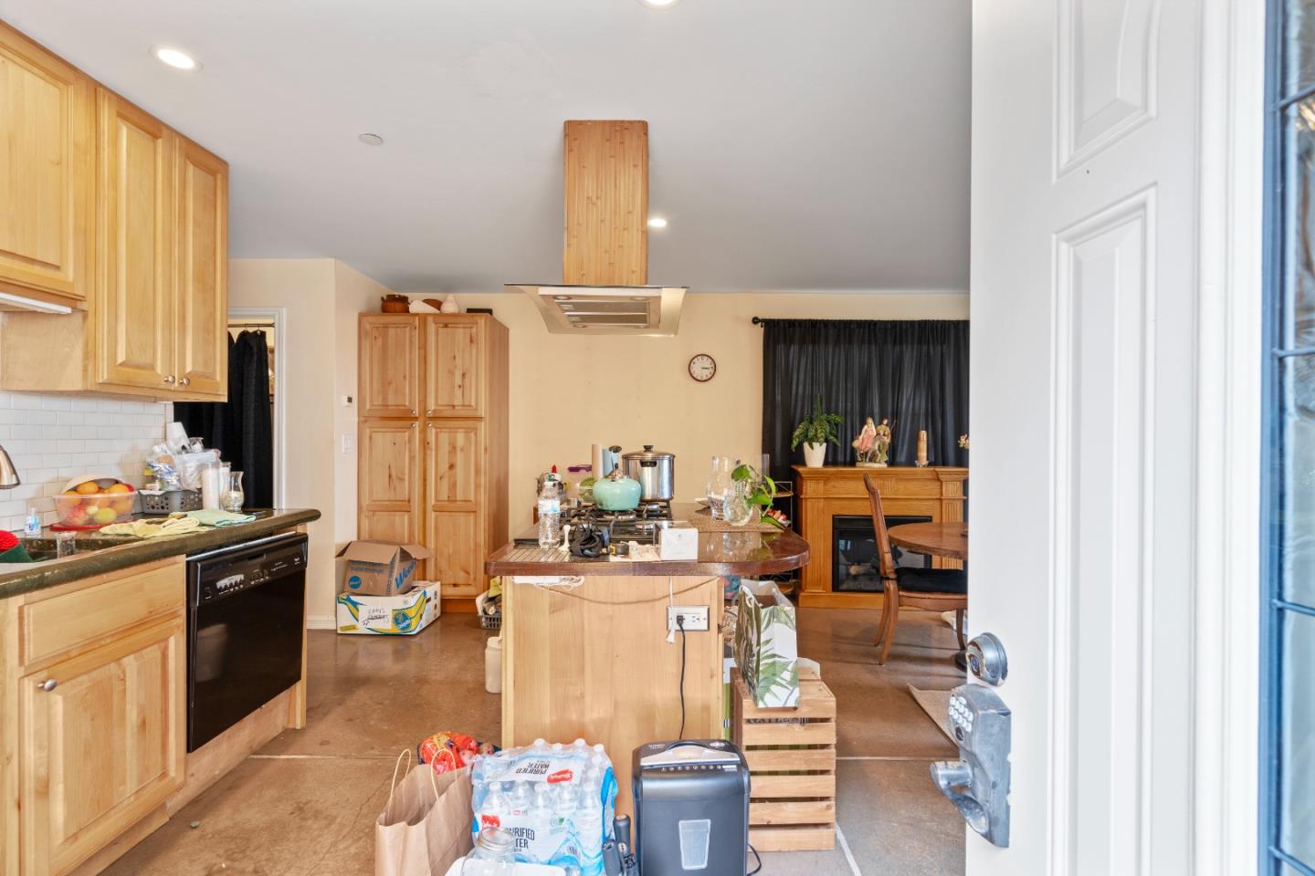Detail Gallery Image 72 of 80 For 3 Gonzales St, Watsonville,  CA 95076 - 4 Beds | 4 Baths