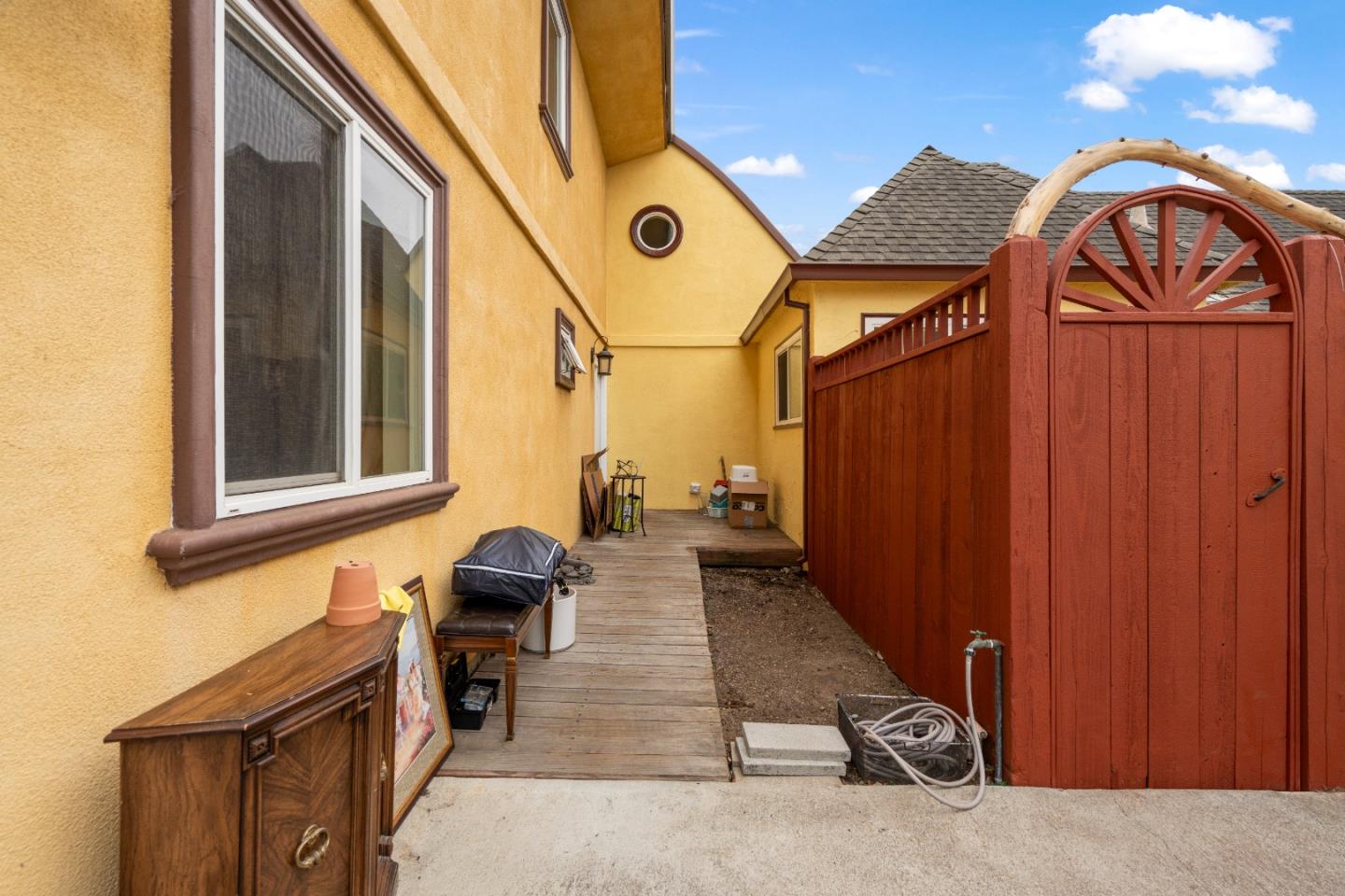 Detail Gallery Image 78 of 80 For 3 Gonzales St, Watsonville,  CA 95076 - 4 Beds | 4 Baths