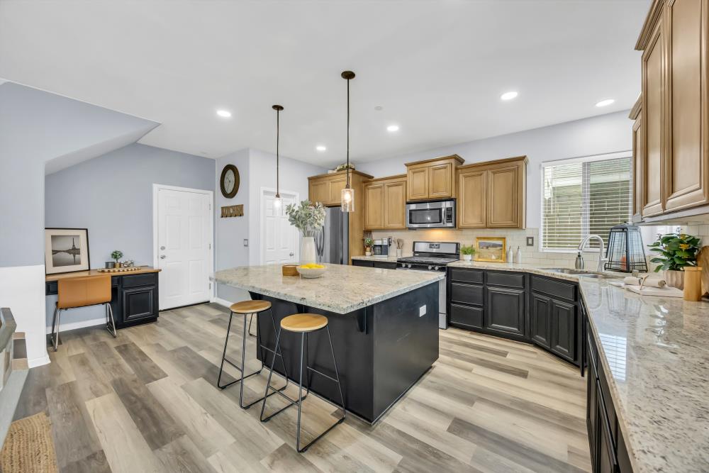 Detail Gallery Image 5 of 46 For 804 Berry Creek Dr, Rocklin,  CA 95765 - 4 Beds | 4 Baths