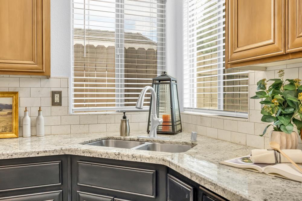 Detail Gallery Image 8 of 46 For 804 Berry Creek Dr, Rocklin,  CA 95765 - 4 Beds | 4 Baths