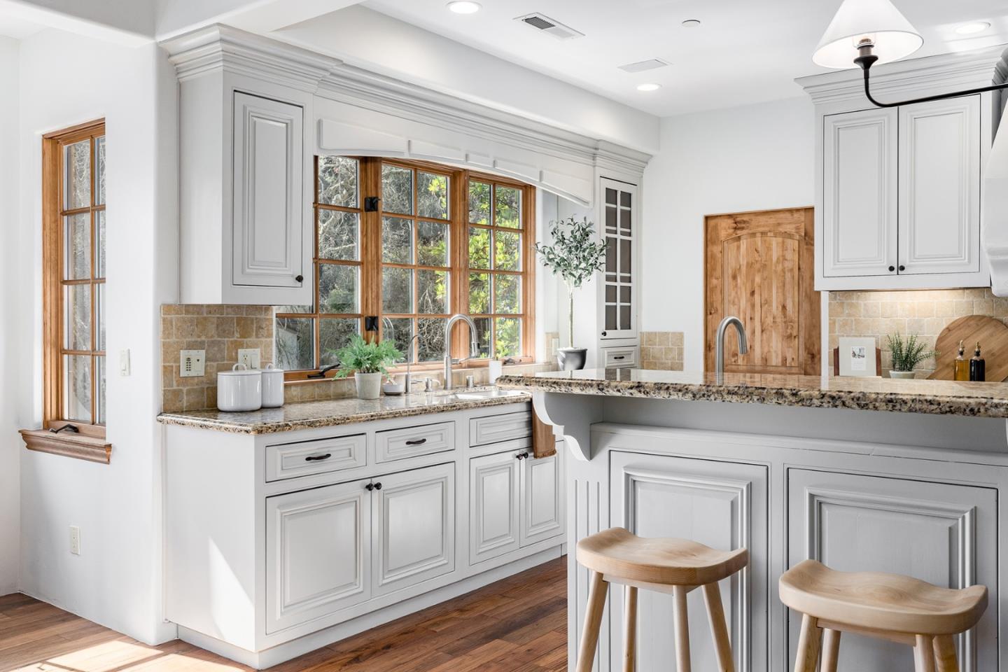 Detail Gallery Image 22 of 54 For 114 Zanzibar Dr, Aptos,  CA 95003 - 4 Beds | 3/1 Baths