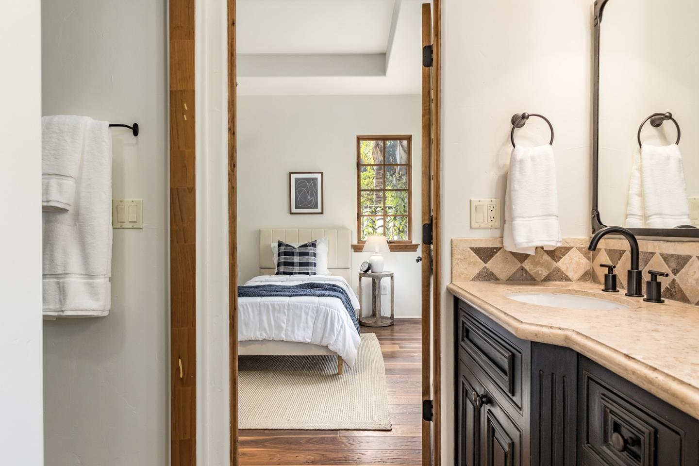 Detail Gallery Image 38 of 54 For 114 Zanzibar Dr, Aptos,  CA 95003 - 4 Beds | 3/1 Baths