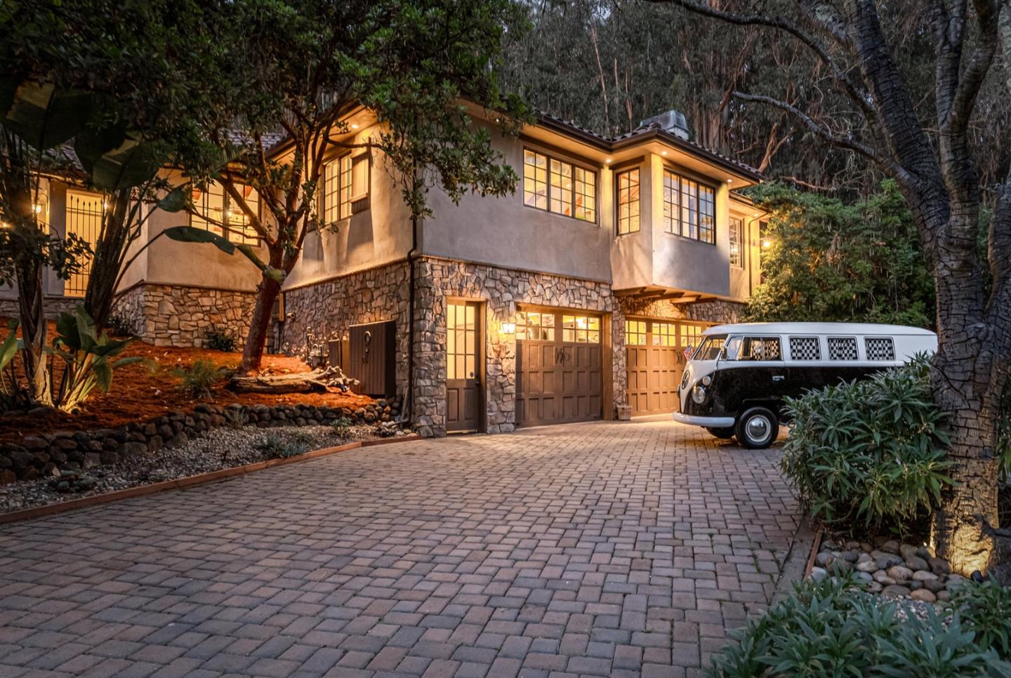 Detail Gallery Image 4 of 54 For 114 Zanzibar Dr, Aptos,  CA 95003 - 4 Beds | 3/1 Baths