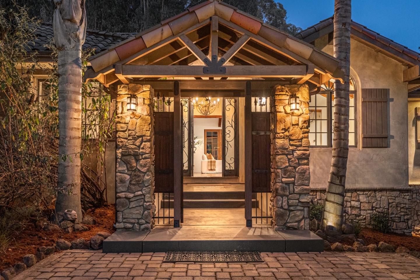 Detail Gallery Image 5 of 54 For 114 Zanzibar Dr, Aptos,  CA 95003 - 4 Beds | 3/1 Baths