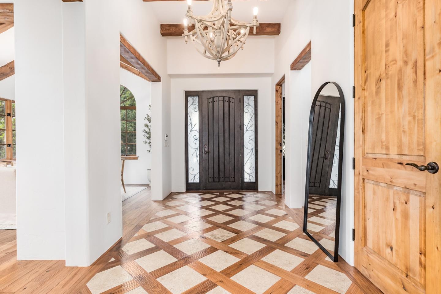 Detail Gallery Image 7 of 54 For 114 Zanzibar Dr, Aptos,  CA 95003 - 4 Beds | 3/1 Baths