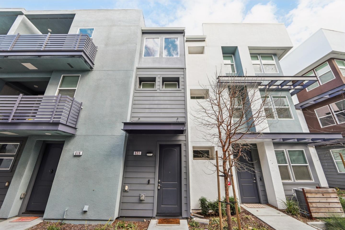 Detail Gallery Image 15 of 22 For 621 Clover Circle, Milpitas,  CA 95035 - 2 Beds | 2 Baths