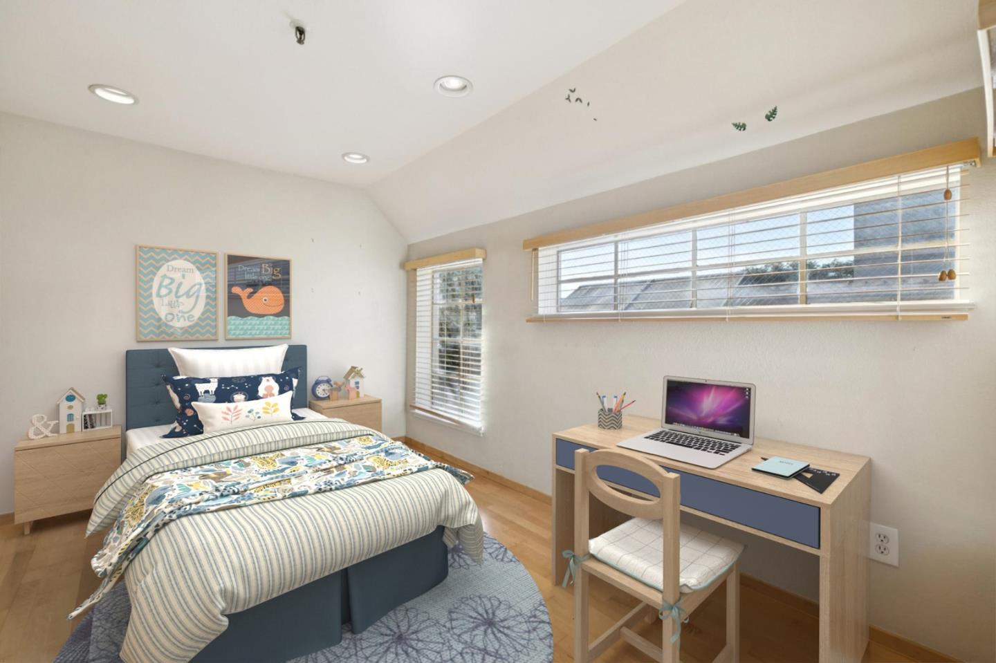 Detail Gallery Image 28 of 33 For 365 Forest Ave 2d,  Palo Alto,  CA 94301 - 3 Beds | 2/1 Baths