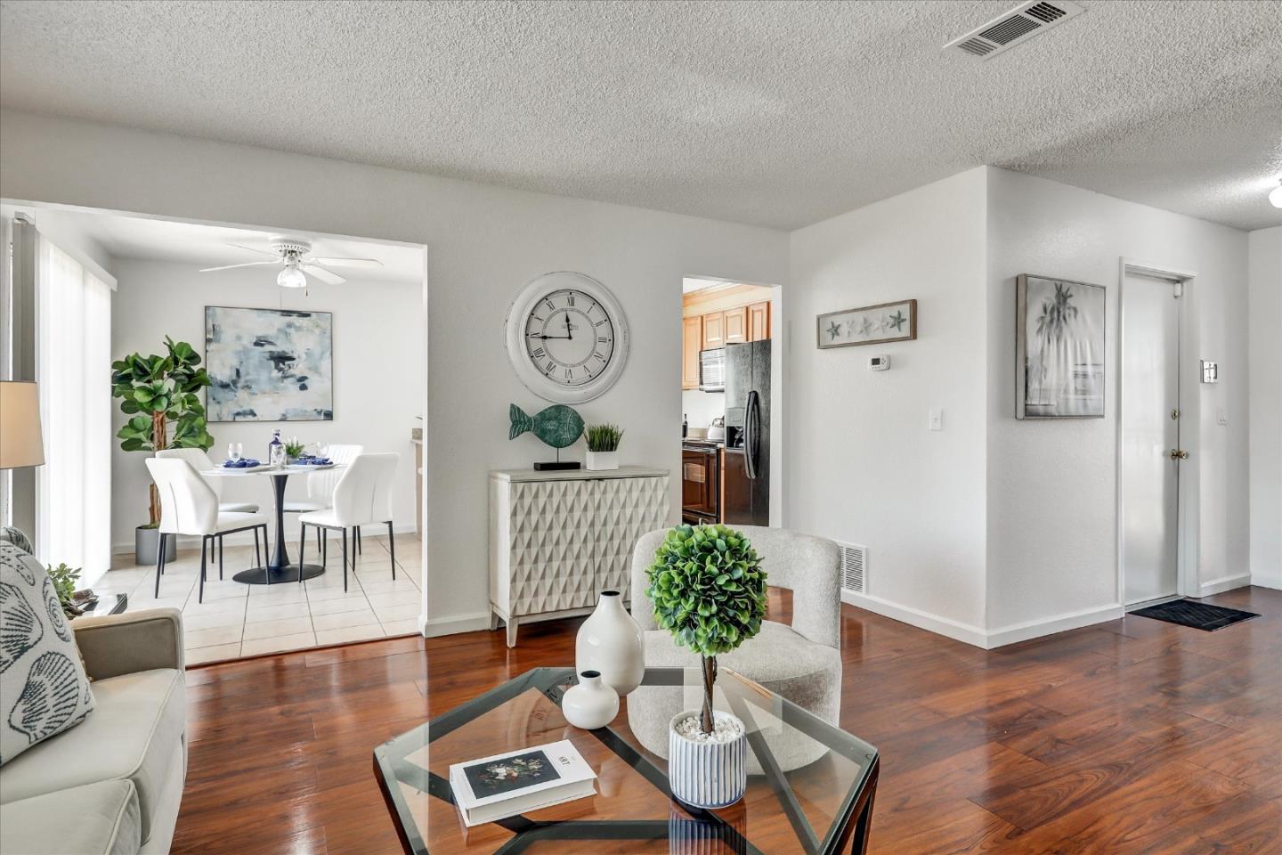 Detail Gallery Image 7 of 35 For 519 Rio Verde, Suisun City,  CA 94585 - 3 Beds | 1 Baths