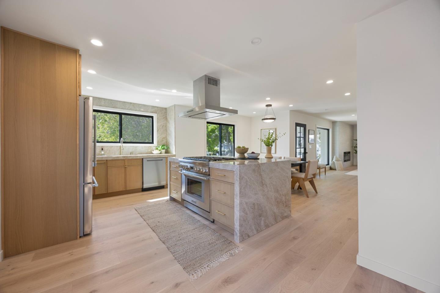 Detail Gallery Image 13 of 38 For 758 Sequoia Ave, San Mateo,  CA 94403 - 4 Beds | 3 Baths