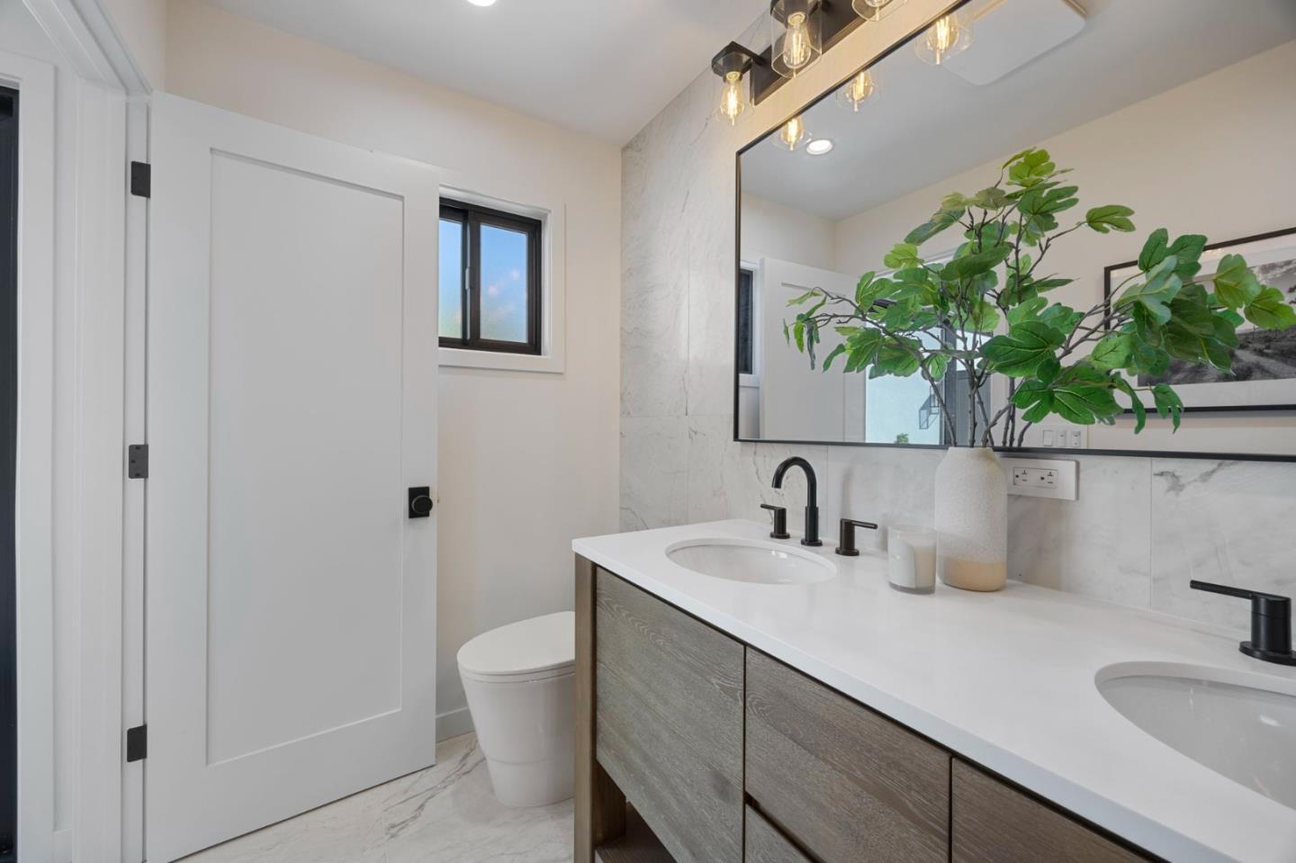 Detail Gallery Image 21 of 38 For 758 Sequoia Ave, San Mateo,  CA 94403 - 4 Beds | 3 Baths