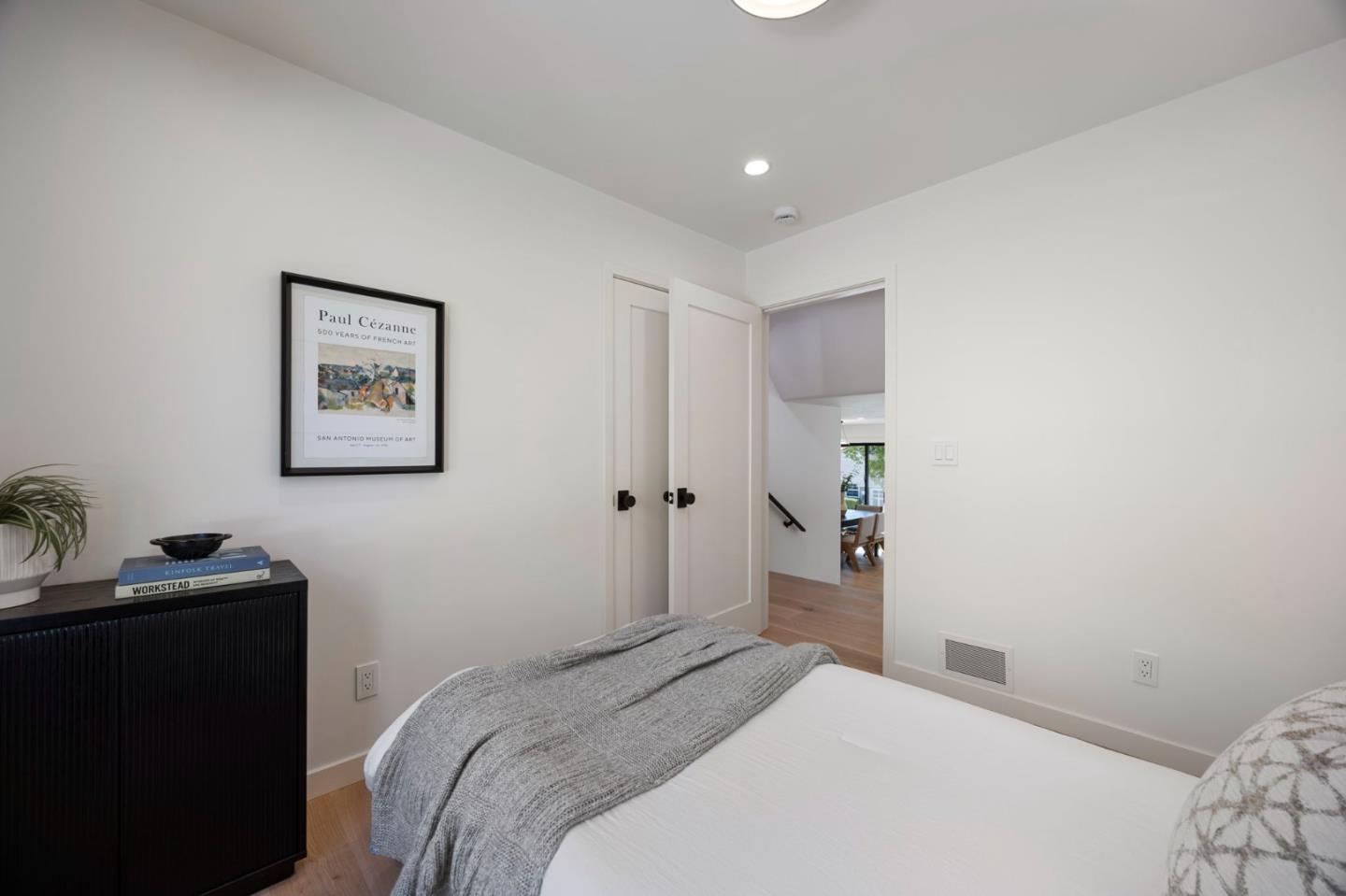 Detail Gallery Image 26 of 38 For 758 Sequoia Ave, San Mateo,  CA 94403 - 4 Beds | 3 Baths