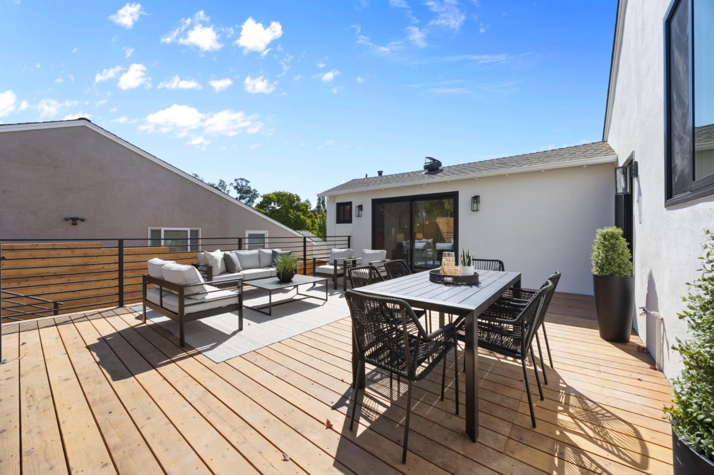 Detail Gallery Image 29 of 38 For 758 Sequoia Ave, San Mateo,  CA 94403 - 4 Beds | 3 Baths