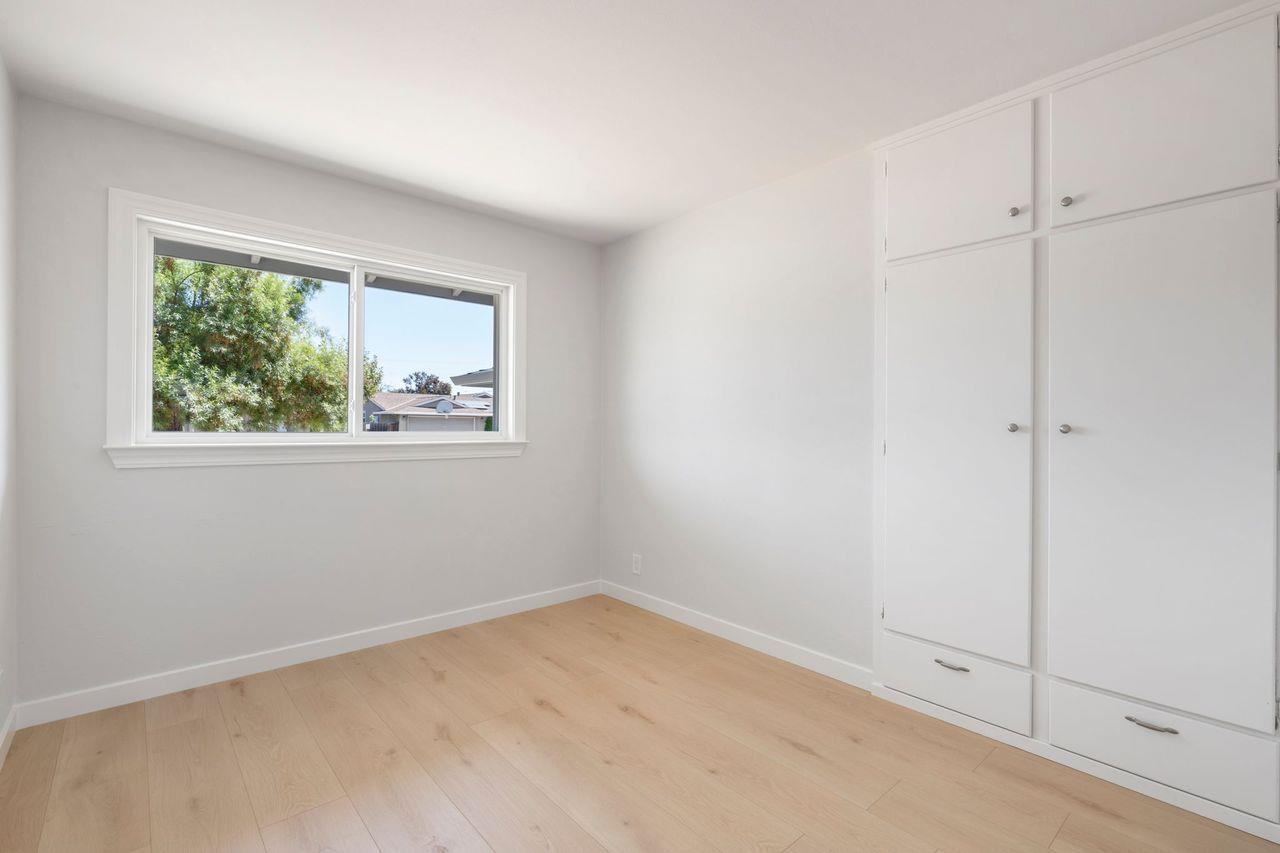 Detail Gallery Image 11 of 20 For 480 Chinook Ln, San Jose,  CA 95123 - 3 Beds | 2 Baths