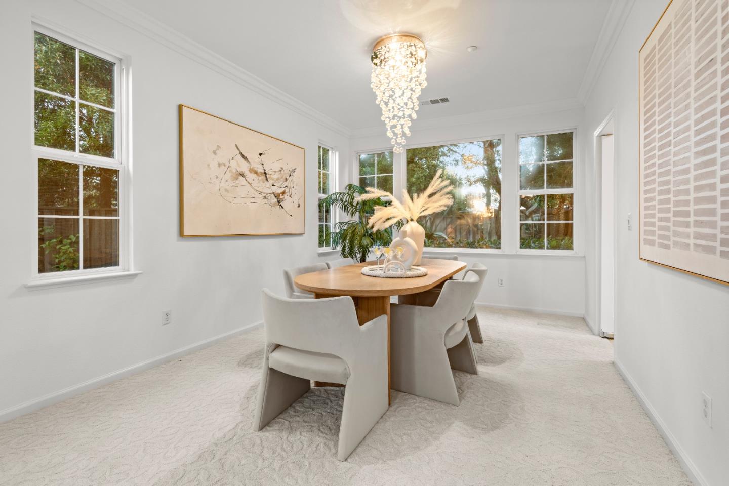 Detail Gallery Image 12 of 69 For 34798 Williams Way, Union City,  CA 94587 - 5 Beds | 4 Baths