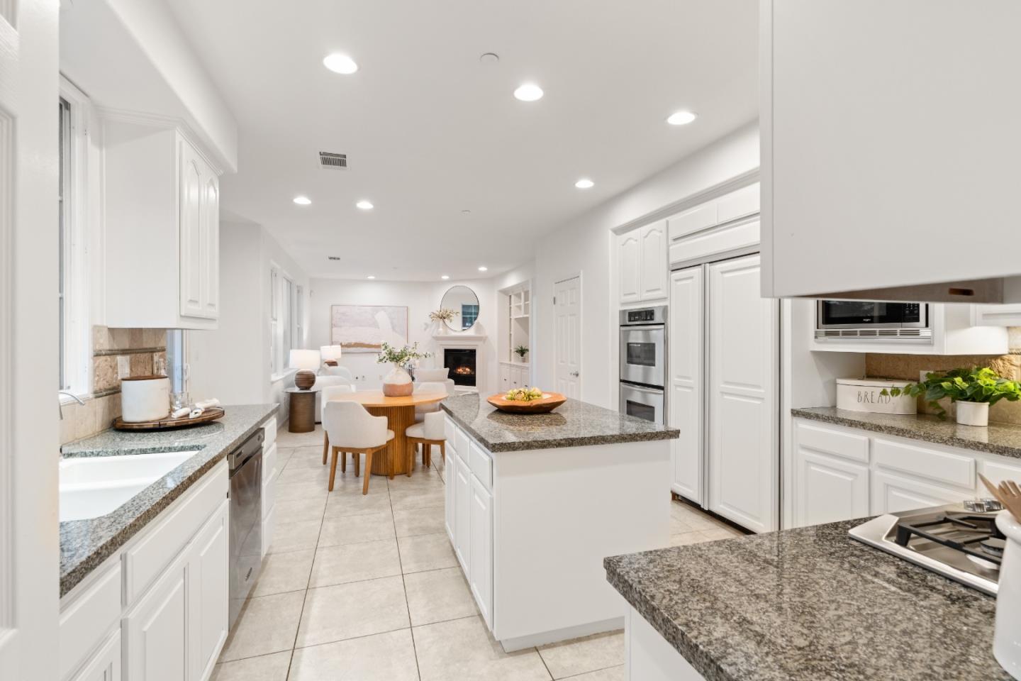 Detail Gallery Image 15 of 69 For 34798 Williams Way, Union City,  CA 94587 - 5 Beds | 4 Baths