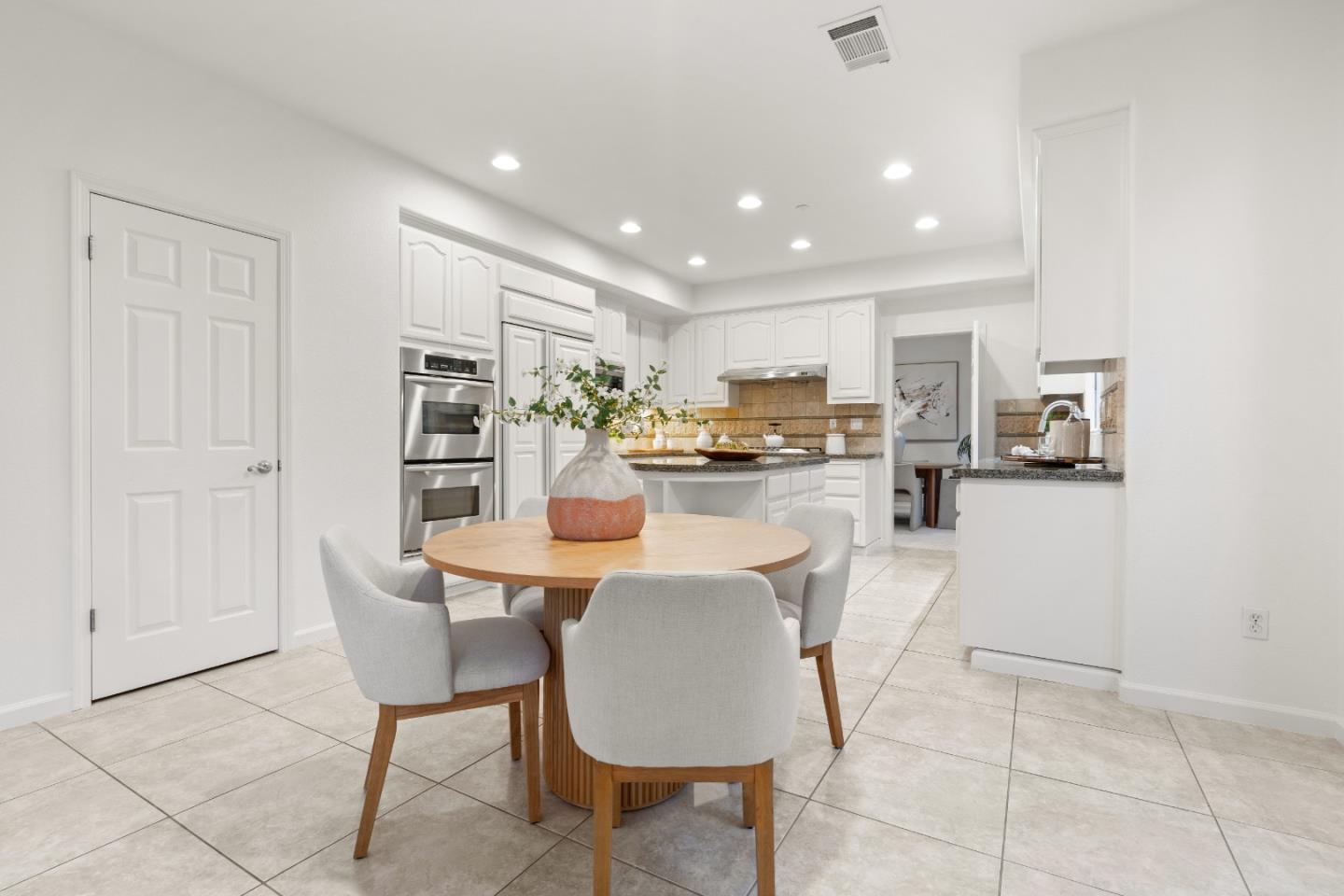 Detail Gallery Image 19 of 69 For 34798 Williams Way, Union City,  CA 94587 - 5 Beds | 4 Baths