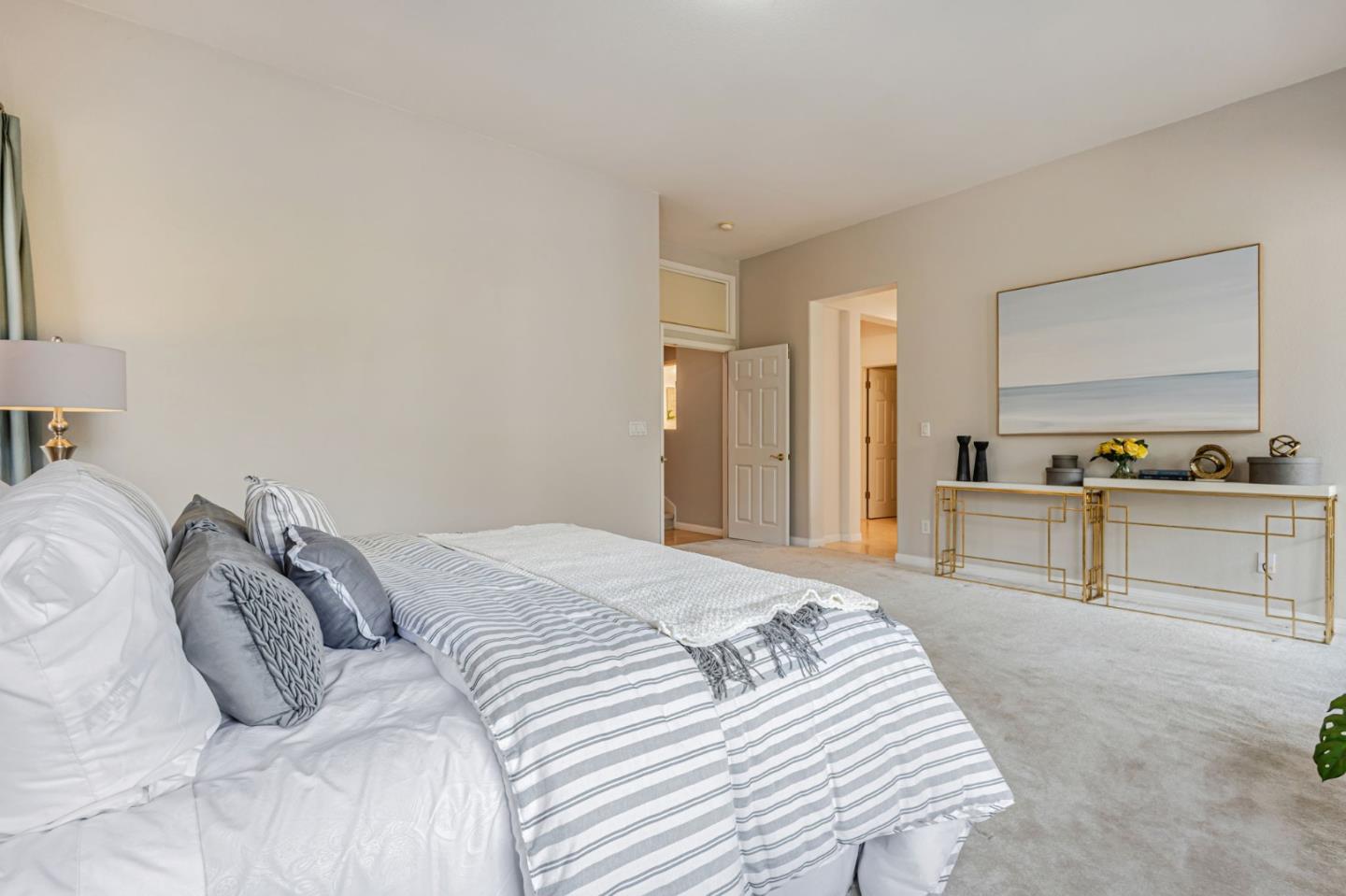 Detail Gallery Image 23 of 37 For 111 Cliff Swallow Ct, Brisbane,  CA 94005 - 3 Beds | 2/1 Baths