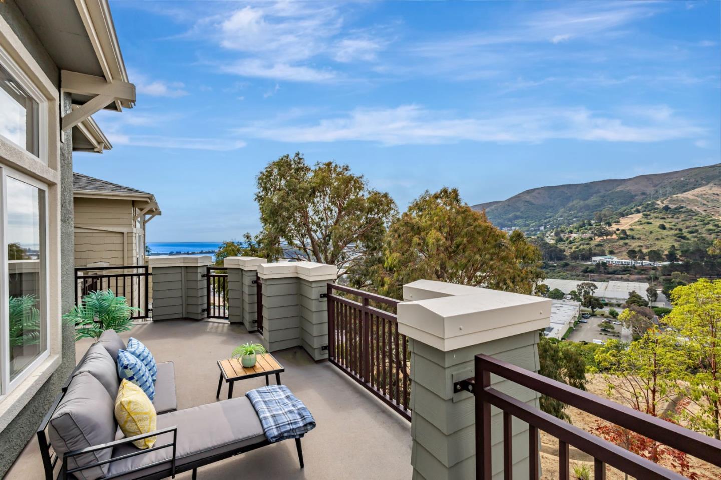Detail Gallery Image 28 of 37 For 111 Cliff Swallow Ct, Brisbane,  CA 94005 - 3 Beds | 2/1 Baths