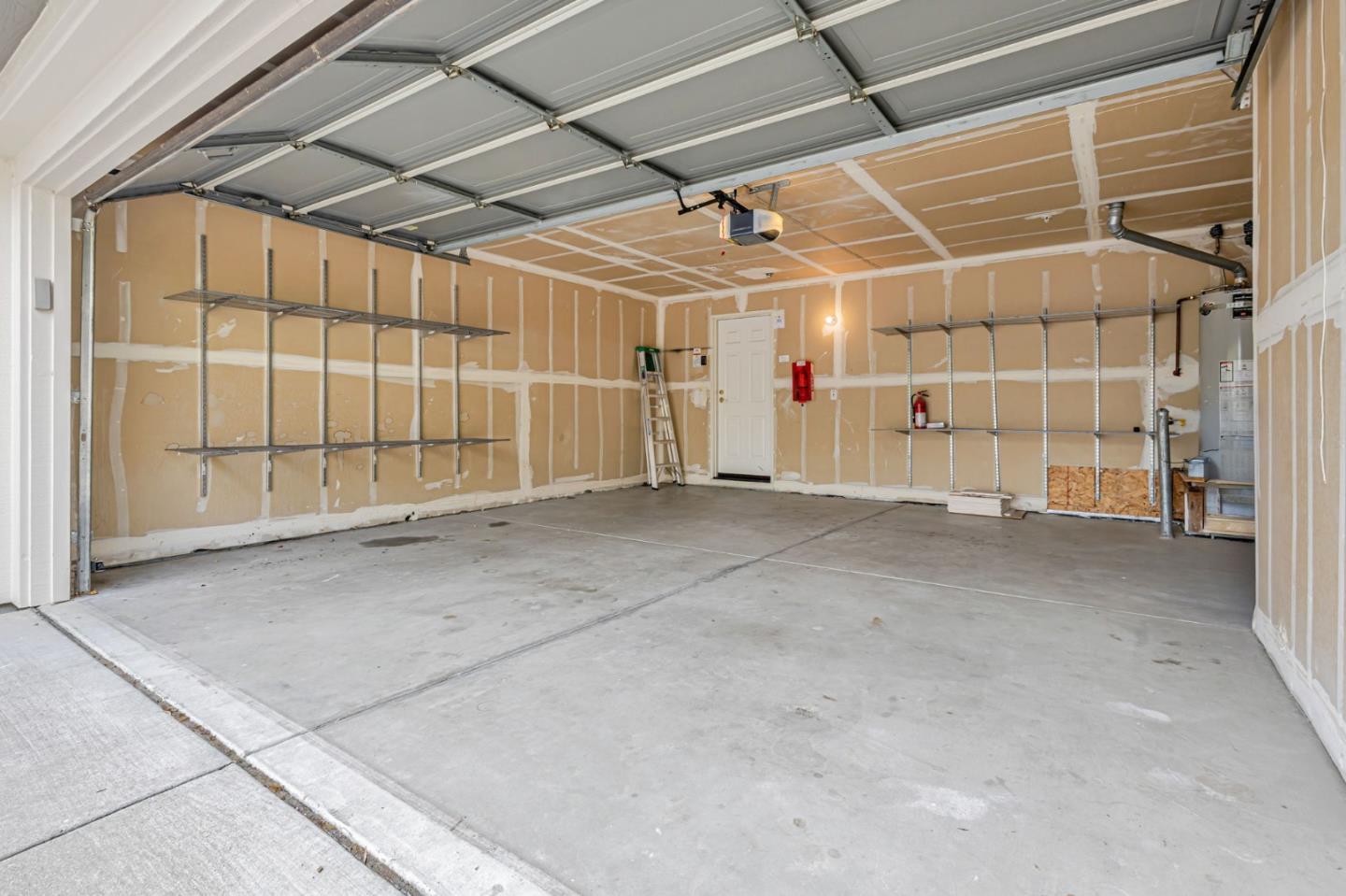 Detail Gallery Image 33 of 37 For 111 Cliff Swallow Ct, Brisbane,  CA 94005 - 3 Beds | 2/1 Baths