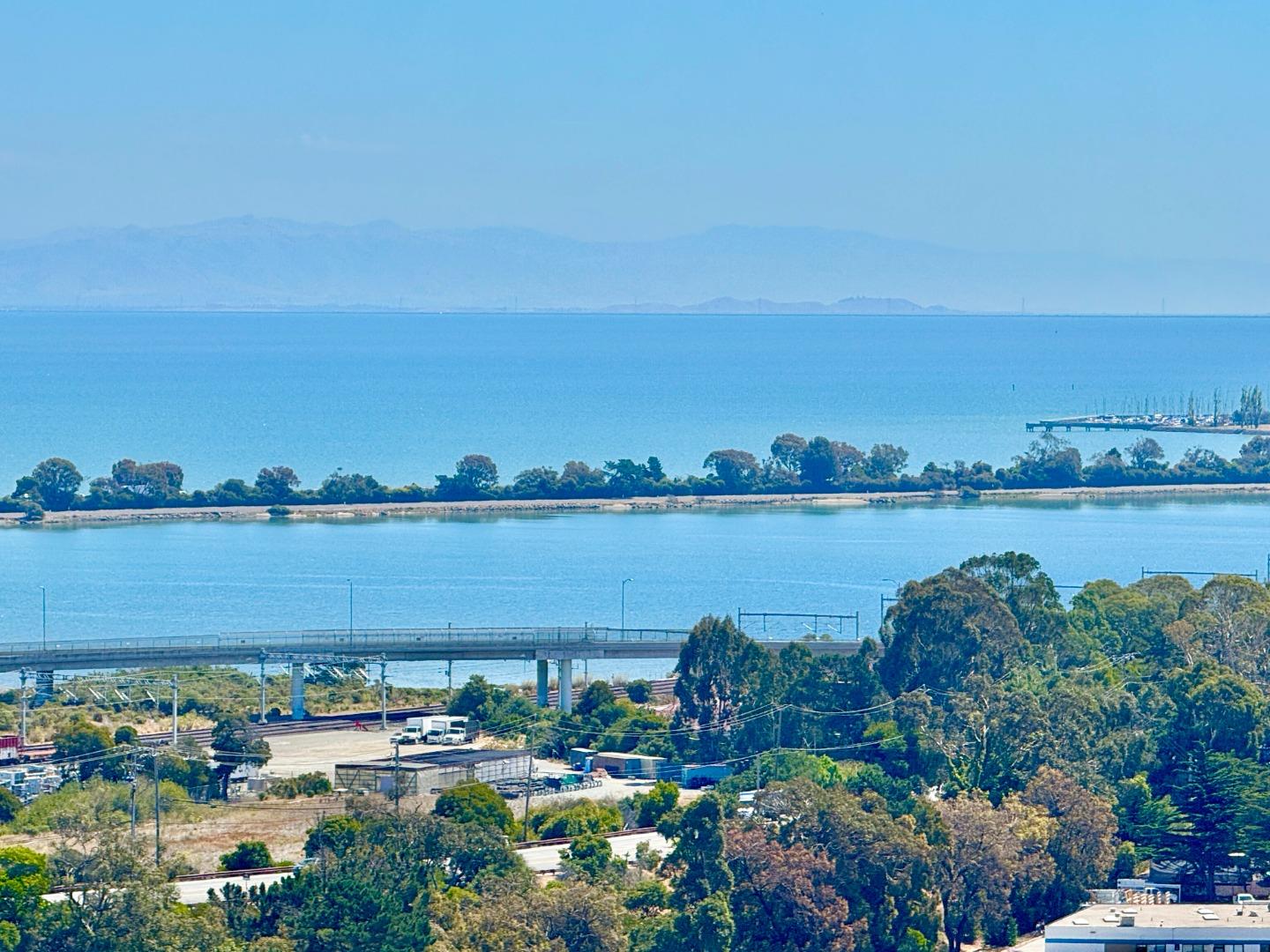 Detail Gallery Image 38 of 38 For 111 Cliff Swallow Ct, Brisbane,  CA 94005 - 3 Beds | 2/1 Baths