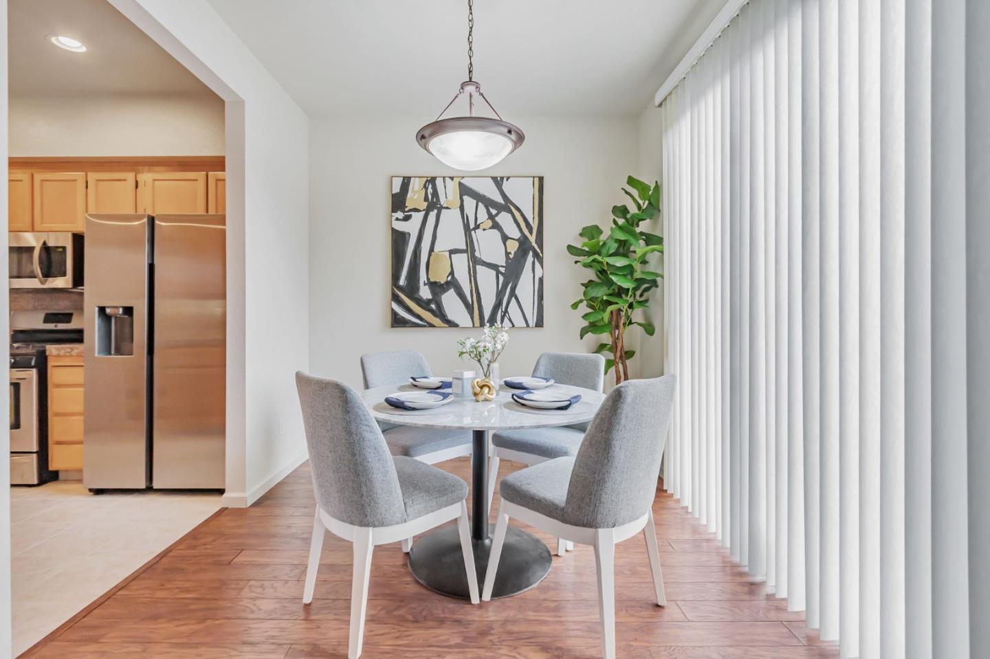 Detail Gallery Image 10 of 31 For 3518 Jasmine Cir, San Jose,  CA 95135 - 3 Beds | 2/1 Baths