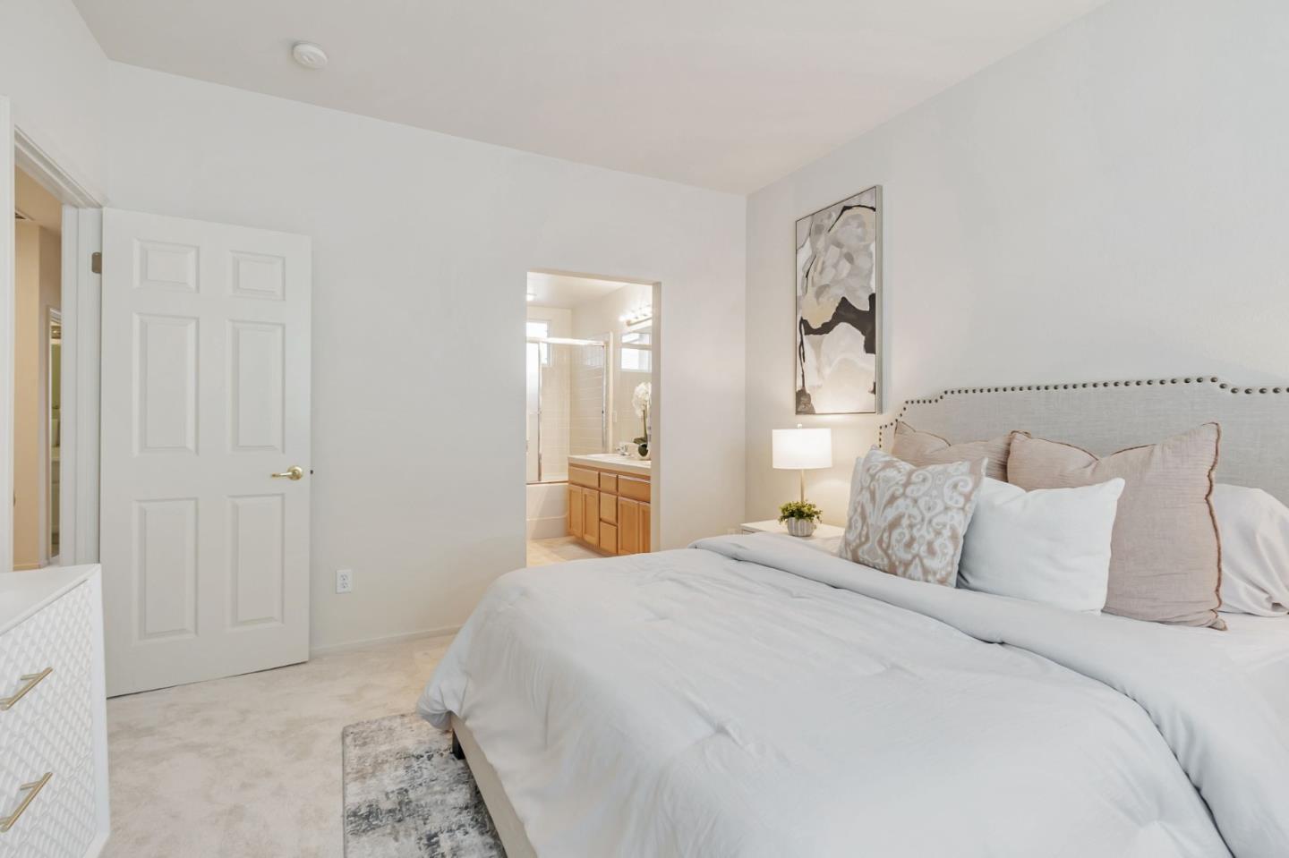 Detail Gallery Image 15 of 31 For 3518 Jasmine Cir, San Jose,  CA 95135 - 3 Beds | 2/1 Baths